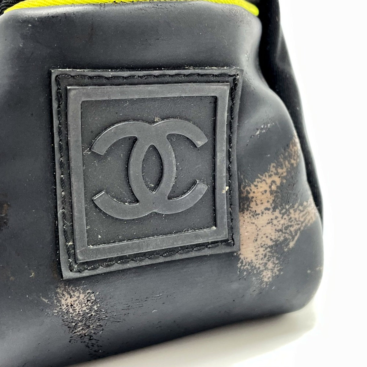Chanel Black Cloth Pouch (Pre-Owned)
