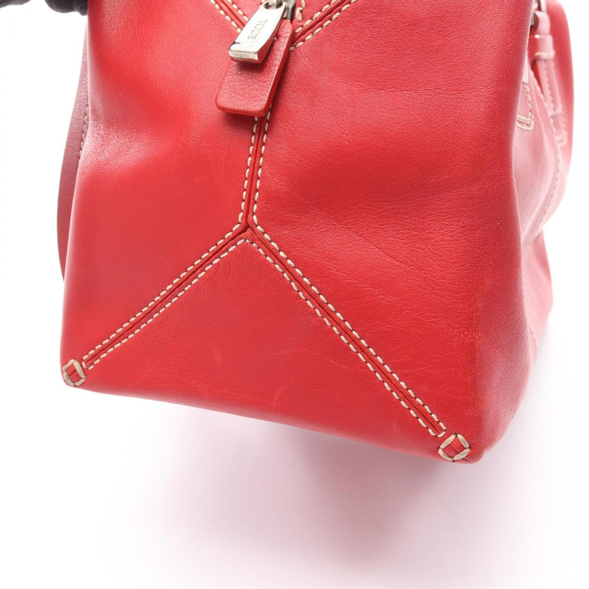 Tod's Red Color Leather Handbag Tote Bag (Pre-Owned)