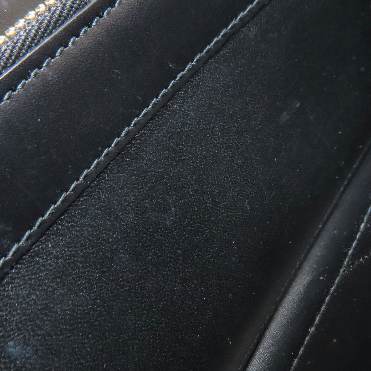 Bvlgari Black Leather Long Wallet (Bi-Fold) (Pre-Owned)