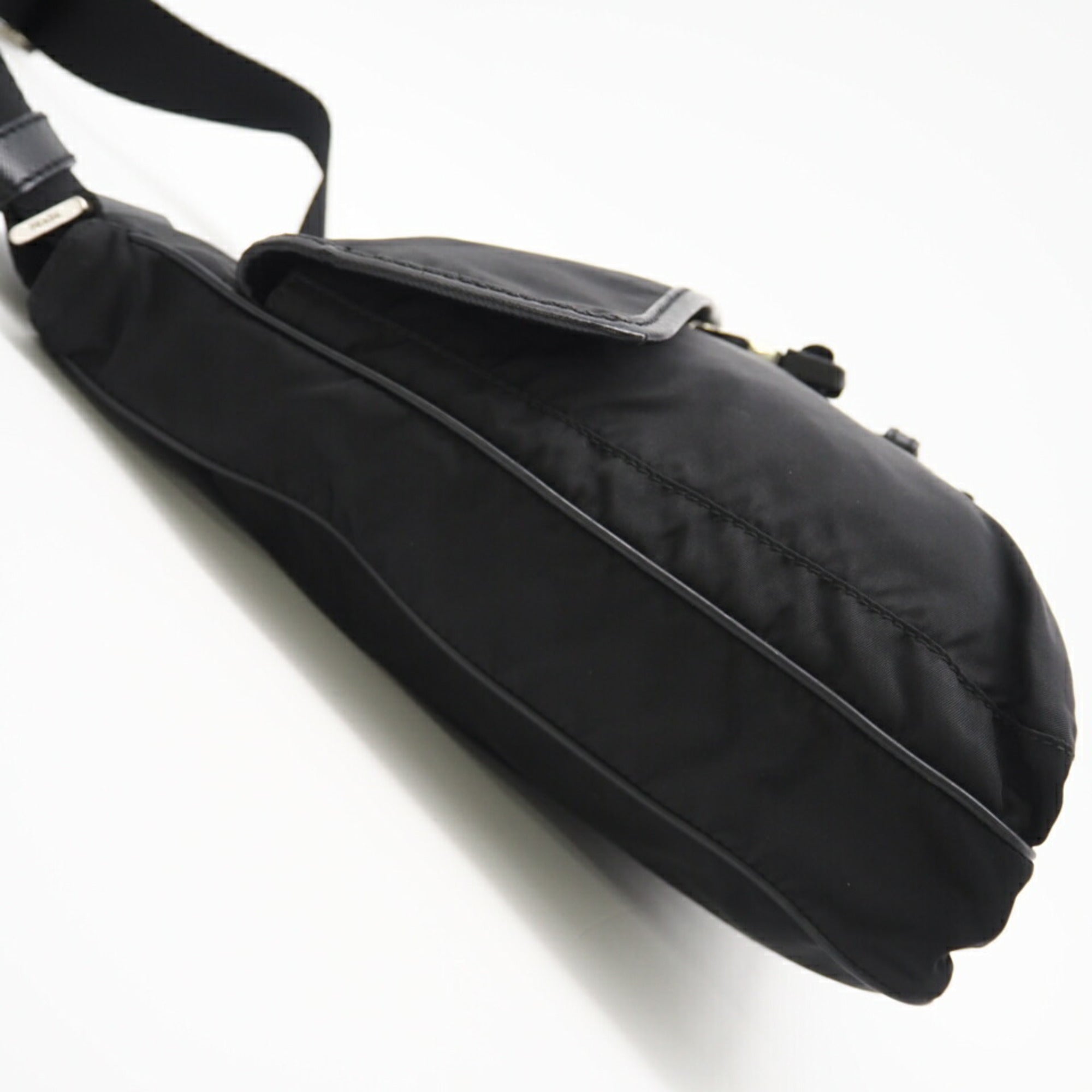 Prada Black Nero Nylon Leather Shoulder Bag (Pre-Owned)