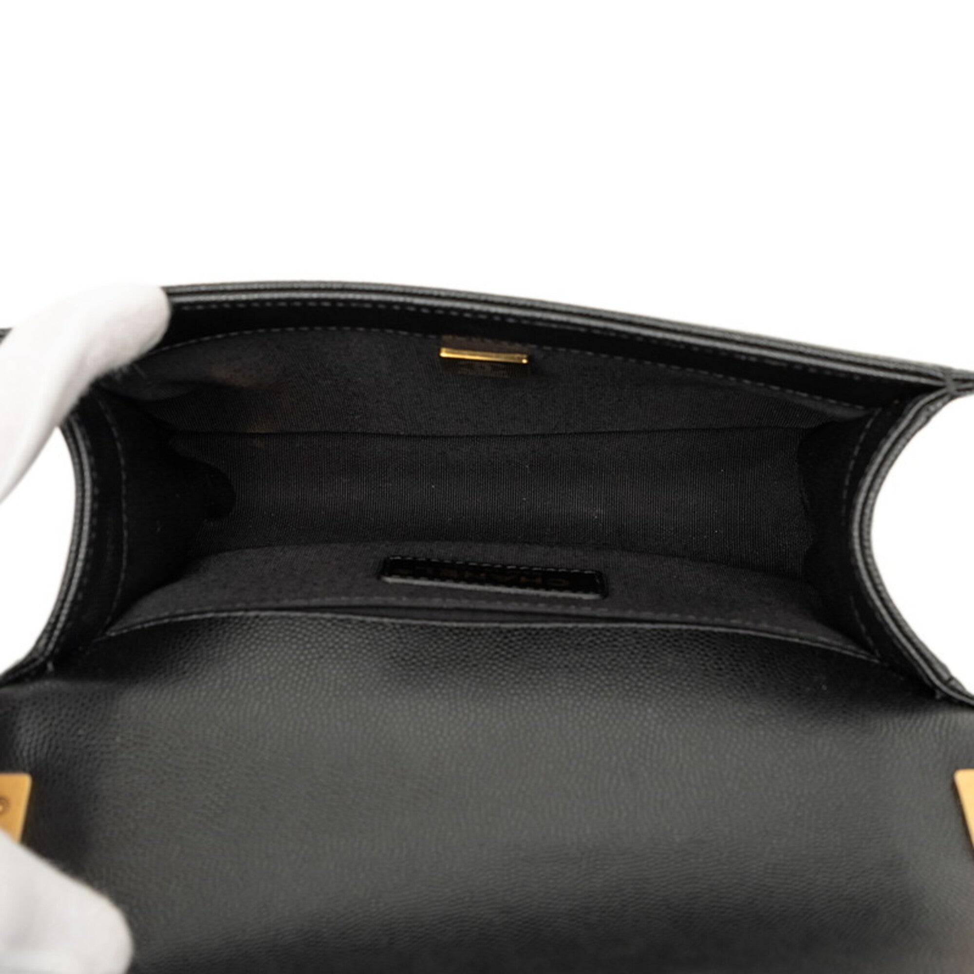 Chanel Black Grained Calfskin Shoulder Bag (Pre-Owned)