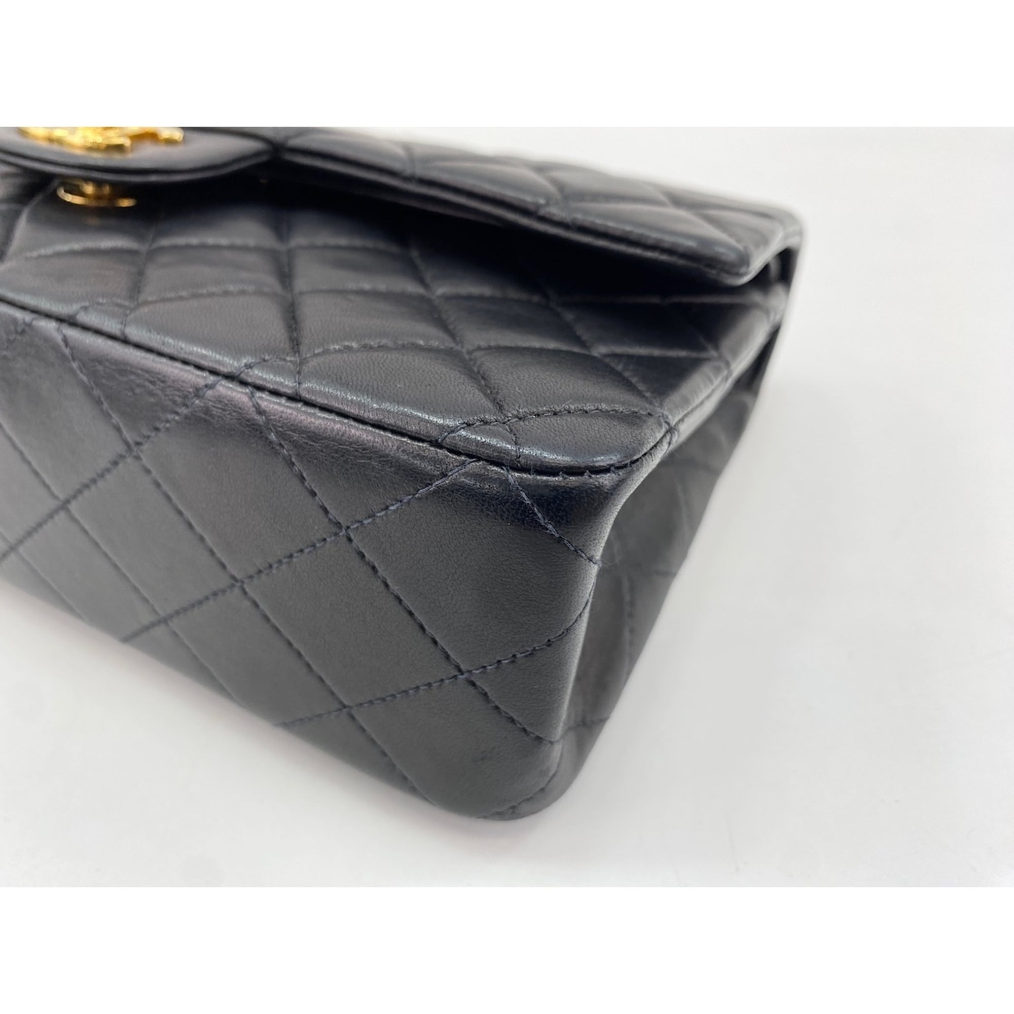 Chanel Matelasse Black Shoulder Bag (Pre-Owned)