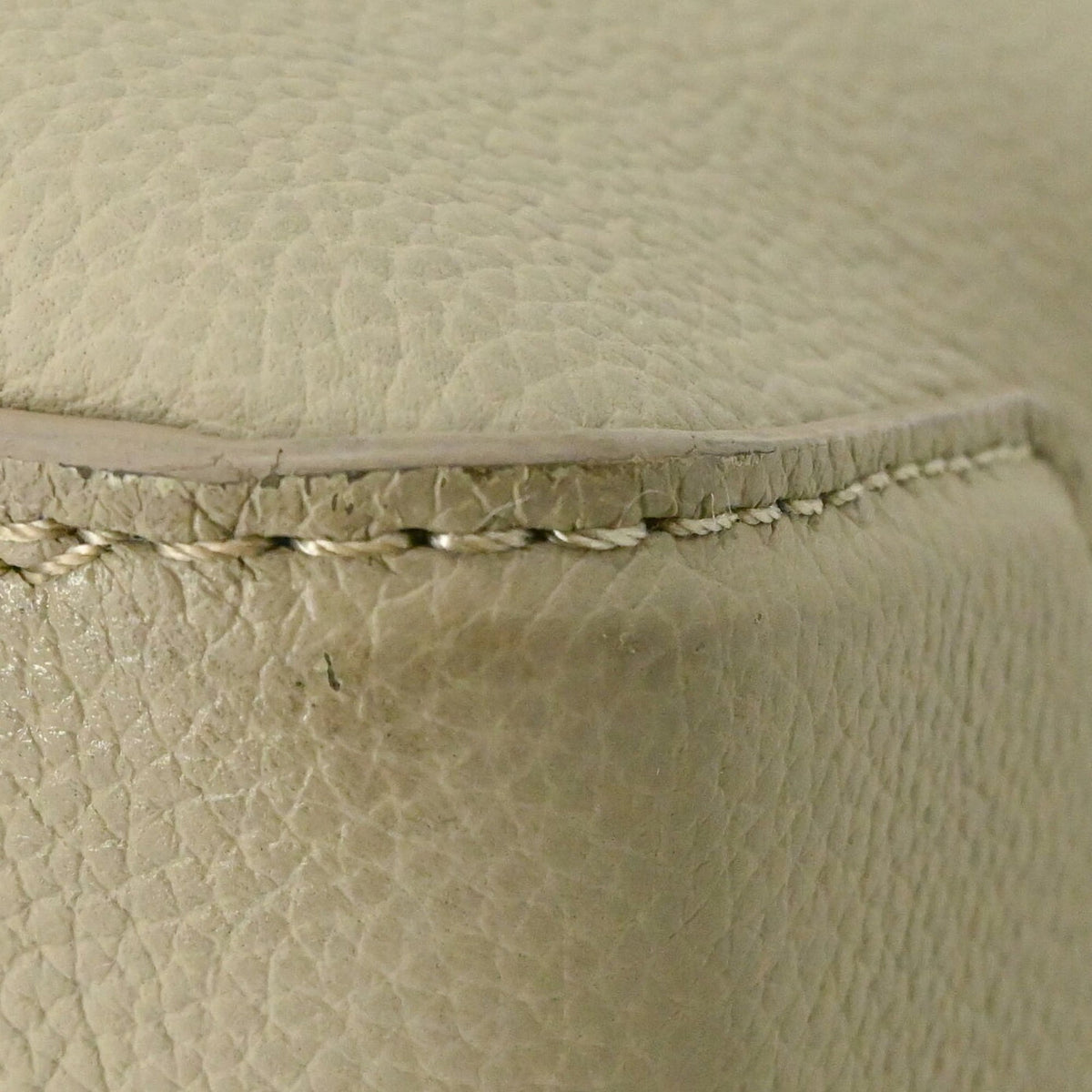 Louis Vuitton Grayish Leather Tote Bag (Pre-Owned)