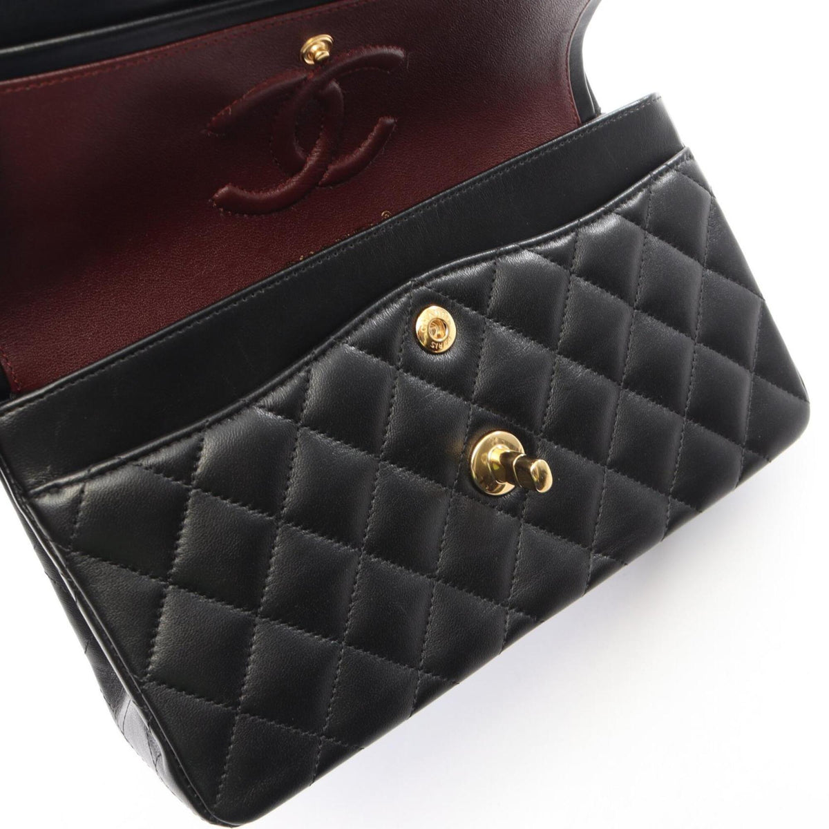 Chanel Black Leather Handbag Shoulder Bag (Pre-Owned)