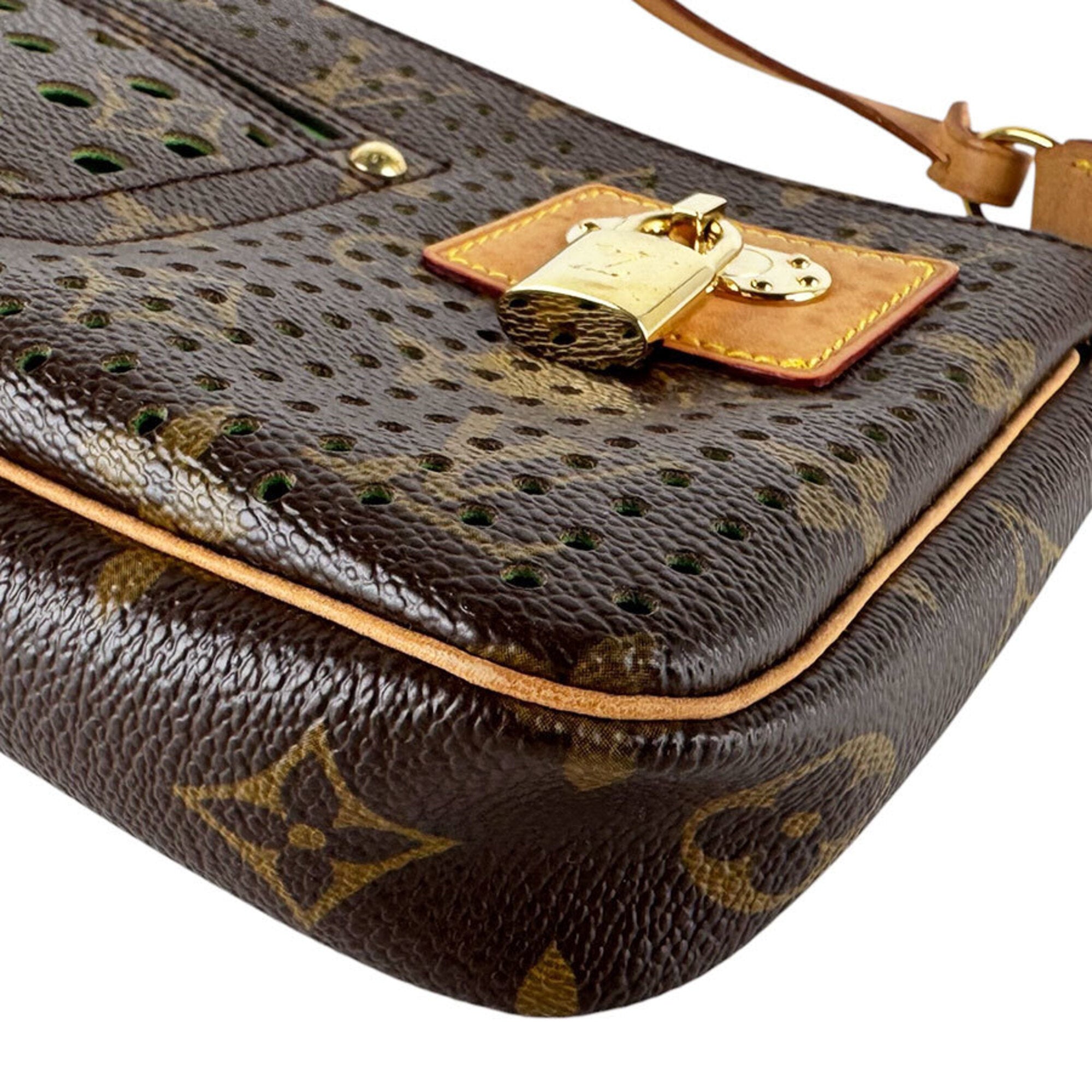 Louis Vuitton Monogram Vert Monogram Handbag Pochette (Pre-Owned)