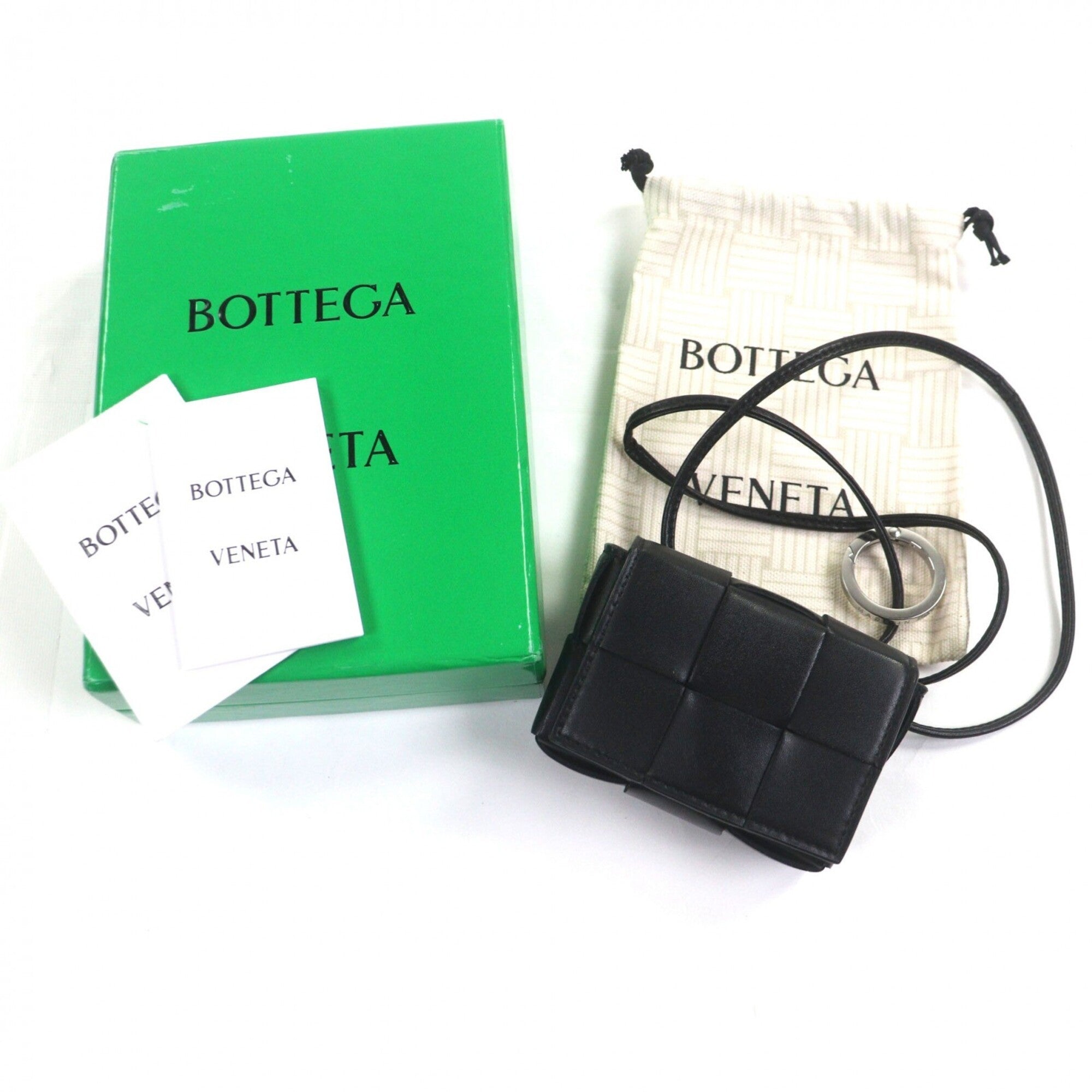 Bottega Veneta Black Leather Shoulder Bag (Pre-Owned)