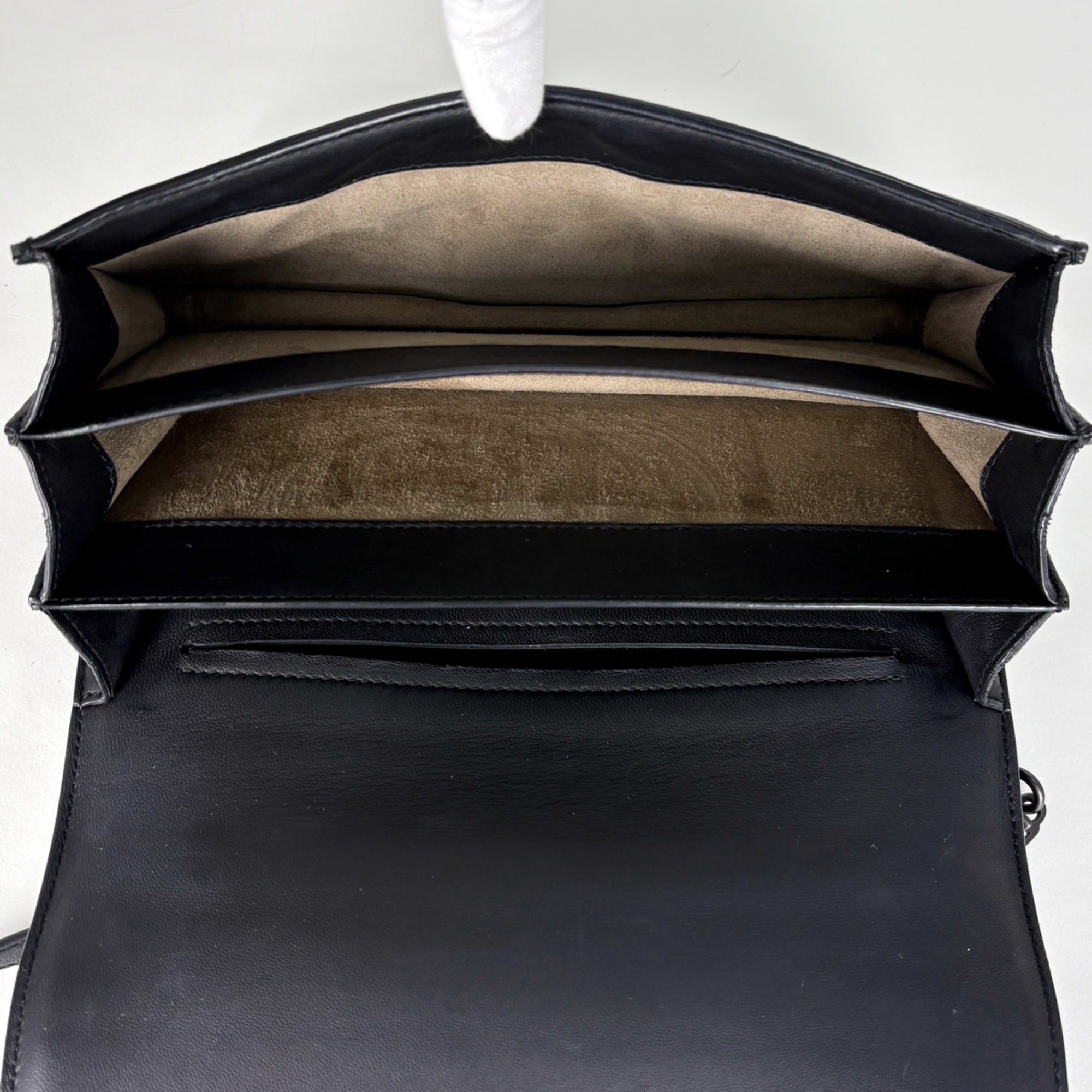 Bottega Veneta Black Leather Handbag (Pre-Owned)