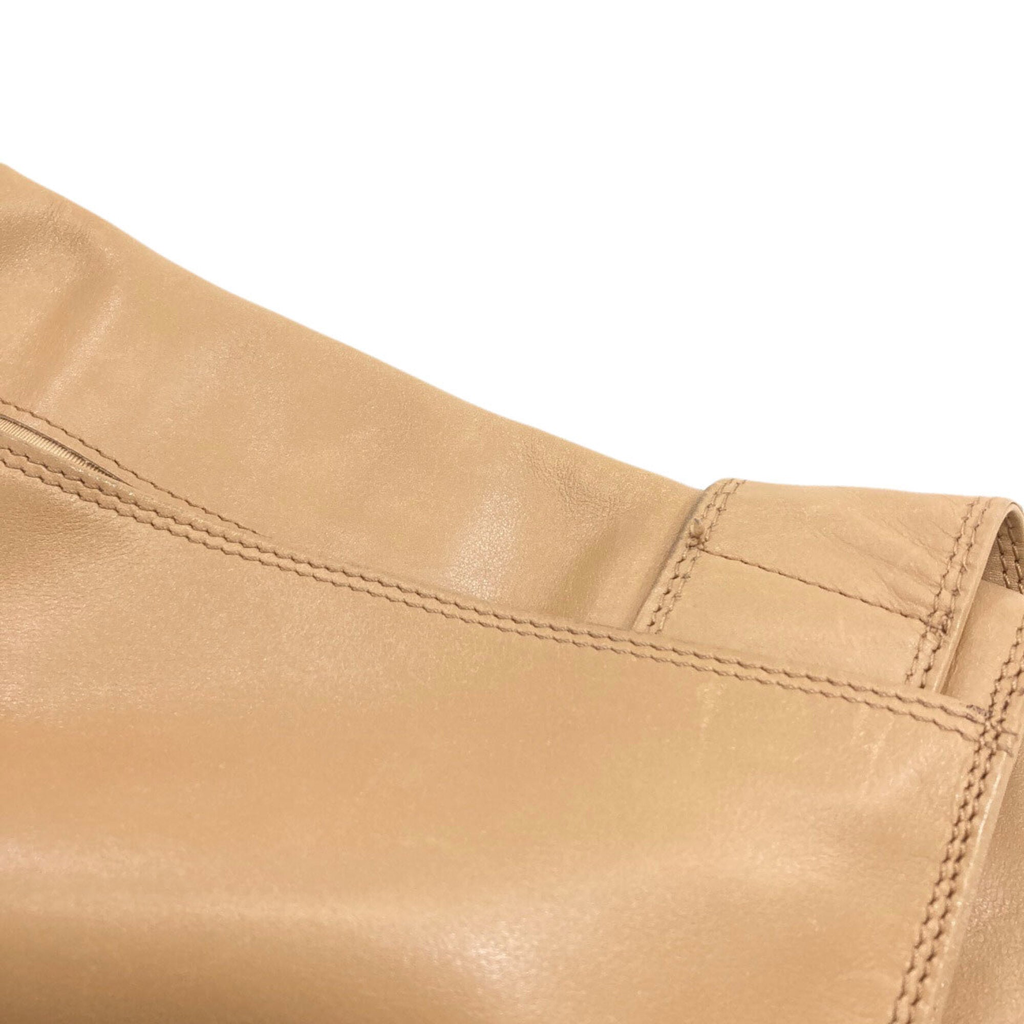 Chanel Beige Leather Tote Bag (Pre-Owned)