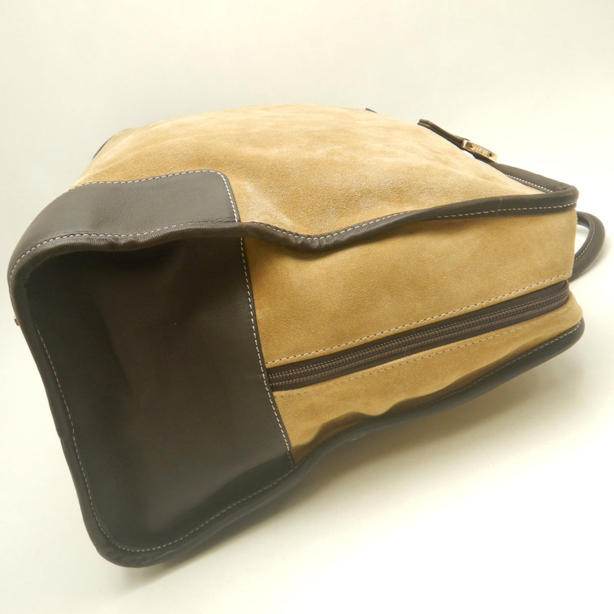 Loewe Brown Suede Leather Handbag (Pre-Owned)