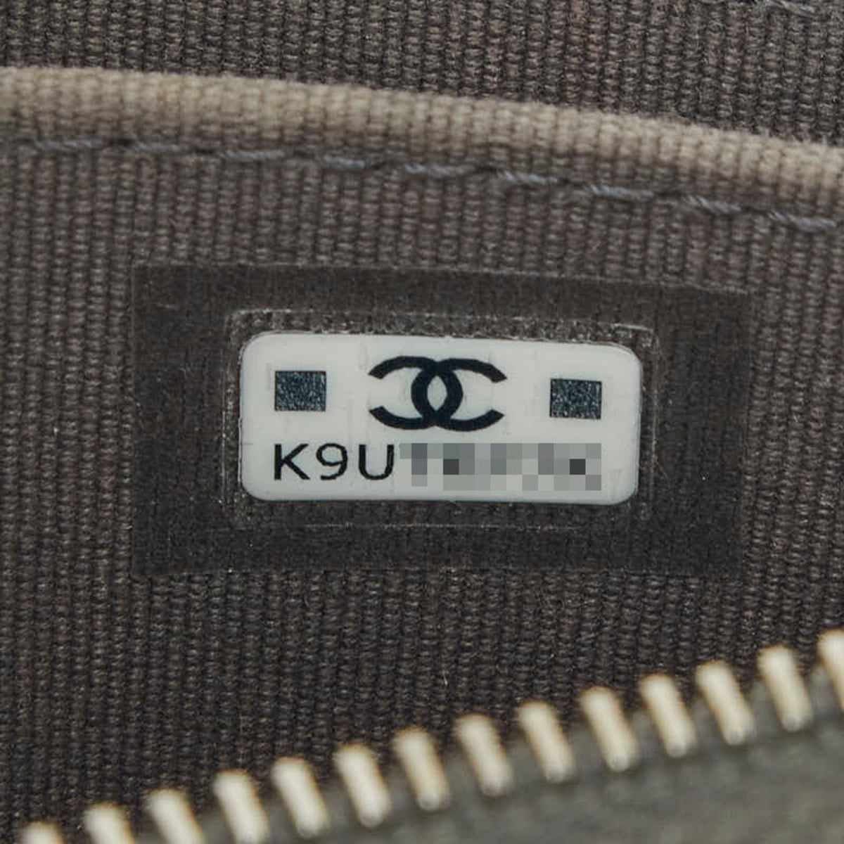 Chanel Gray Leather Coin Purse/Coin Case (Pre-Owned)