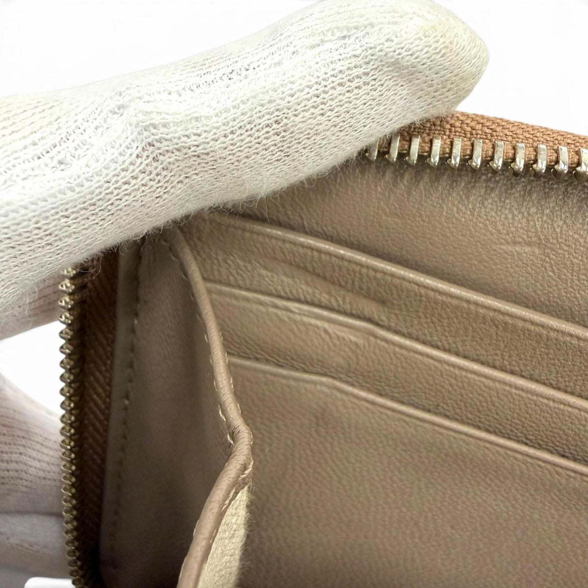 Jimmy Choo Metallic Leather Long Wallet (Bi-Fold) (Pre-Owned)