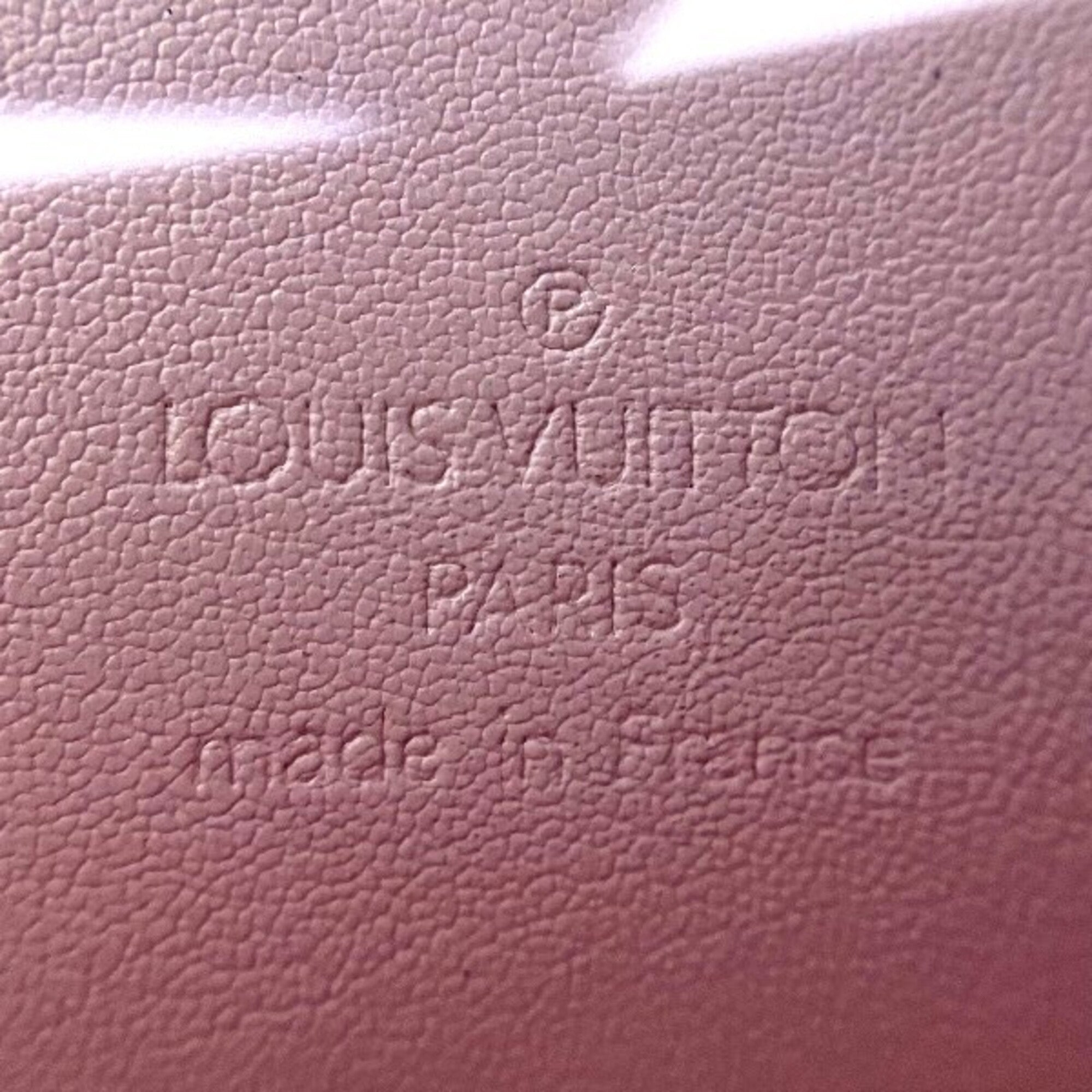Louis Vuitton Rose Yellow Patent Leather Handbag (Pre-Owned)