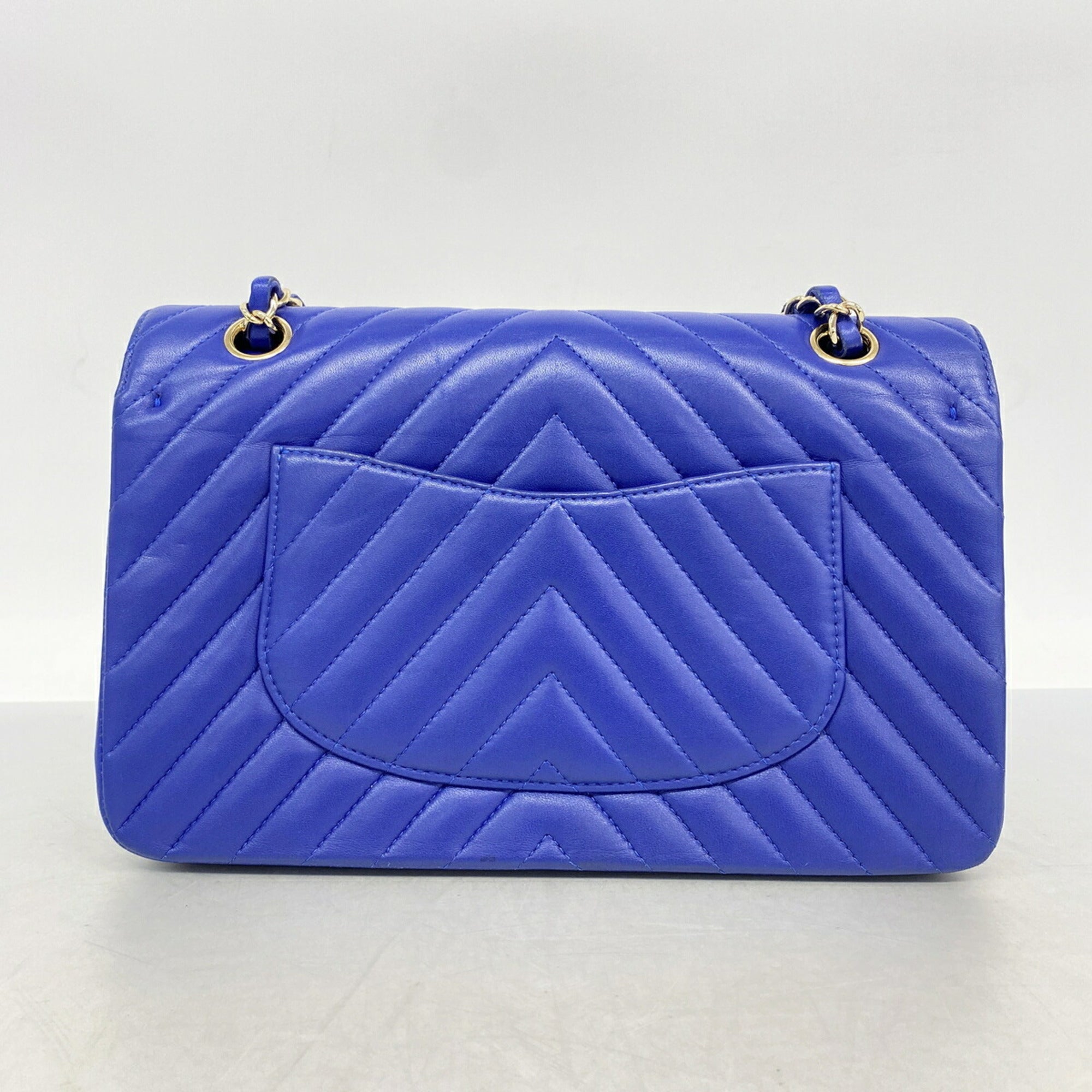 Chanel Blue Leather Shoulder Bag (Pre-Owned)