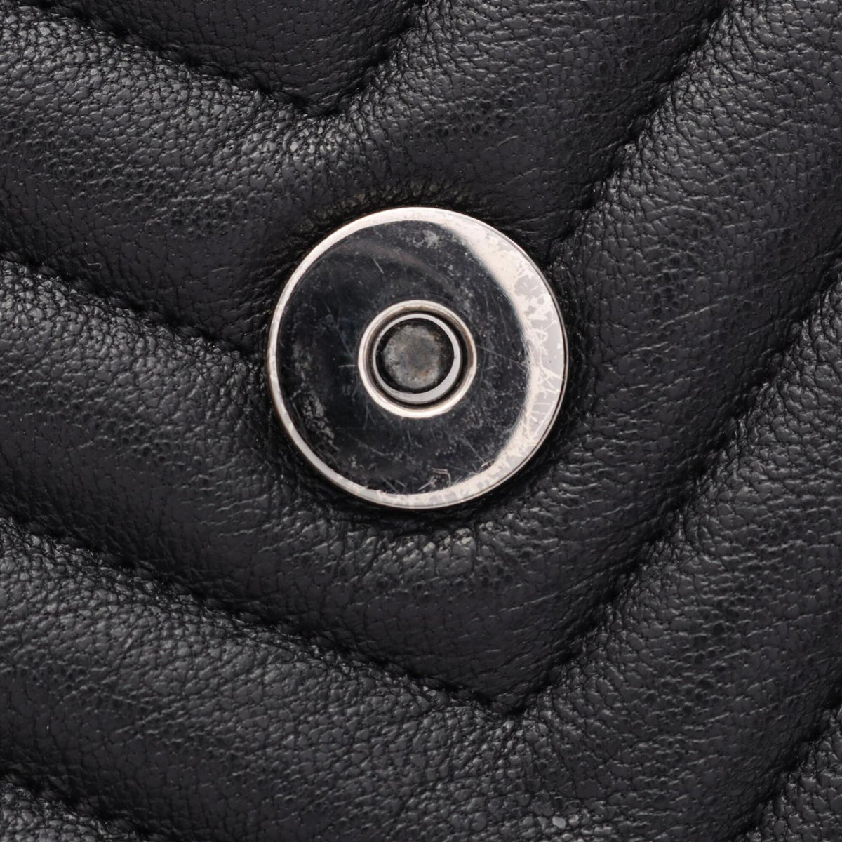 Yves Saint Laurent Black Leather Handbag (Pre-Owned)