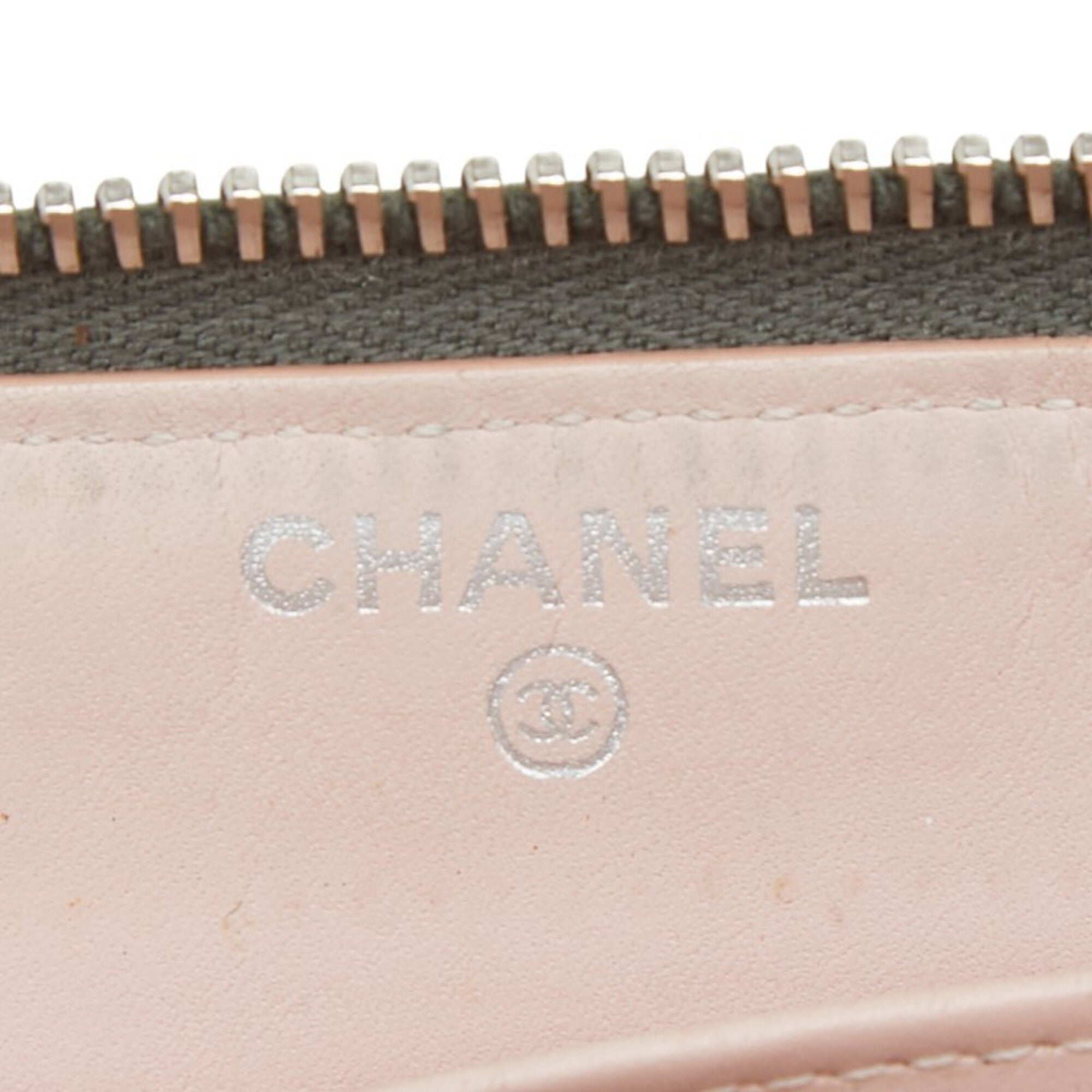 Chanel Gray Leather Long Wallet (Bi-Fold) (Pre-Owned)