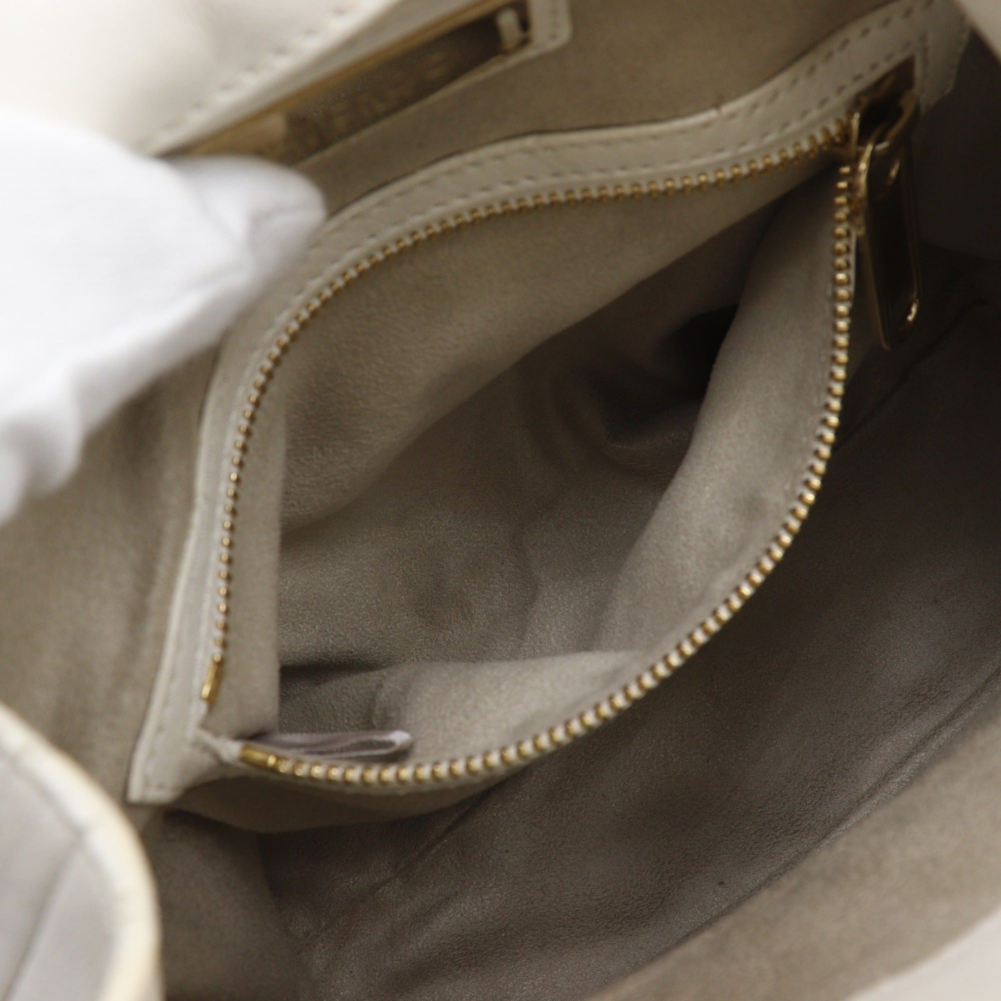 Jimmy Choo White Leather Handbag (Pre-Owned)