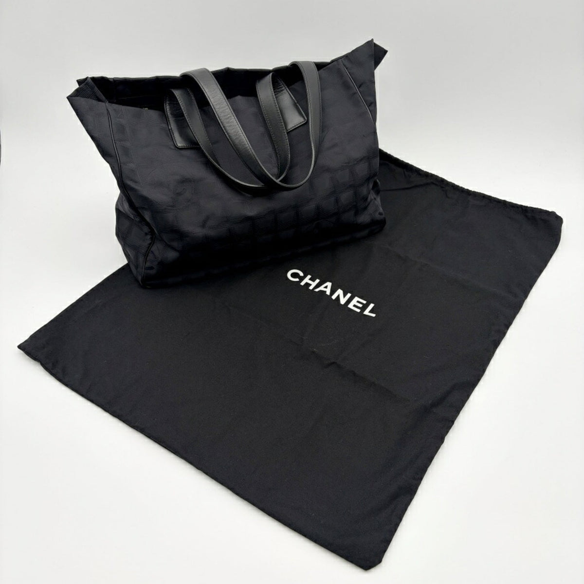 Chanel Black Nylon Jacquard Leather Tote Bag (Pre-Owned)
