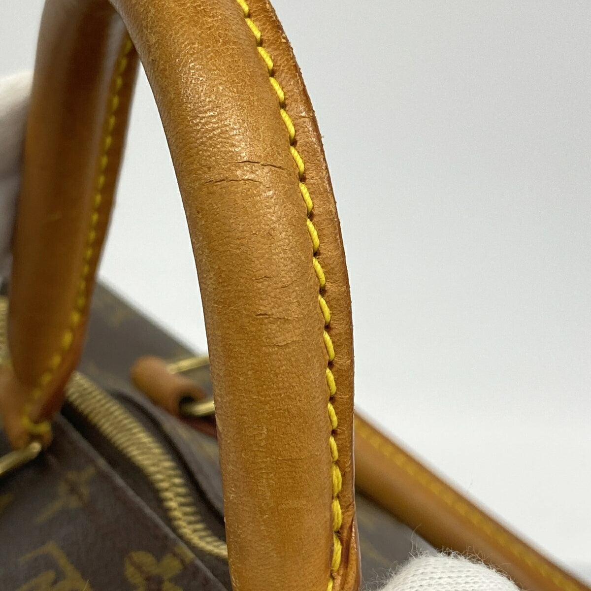 Louis Vuitton Brown Handbag (Pre-Owned)