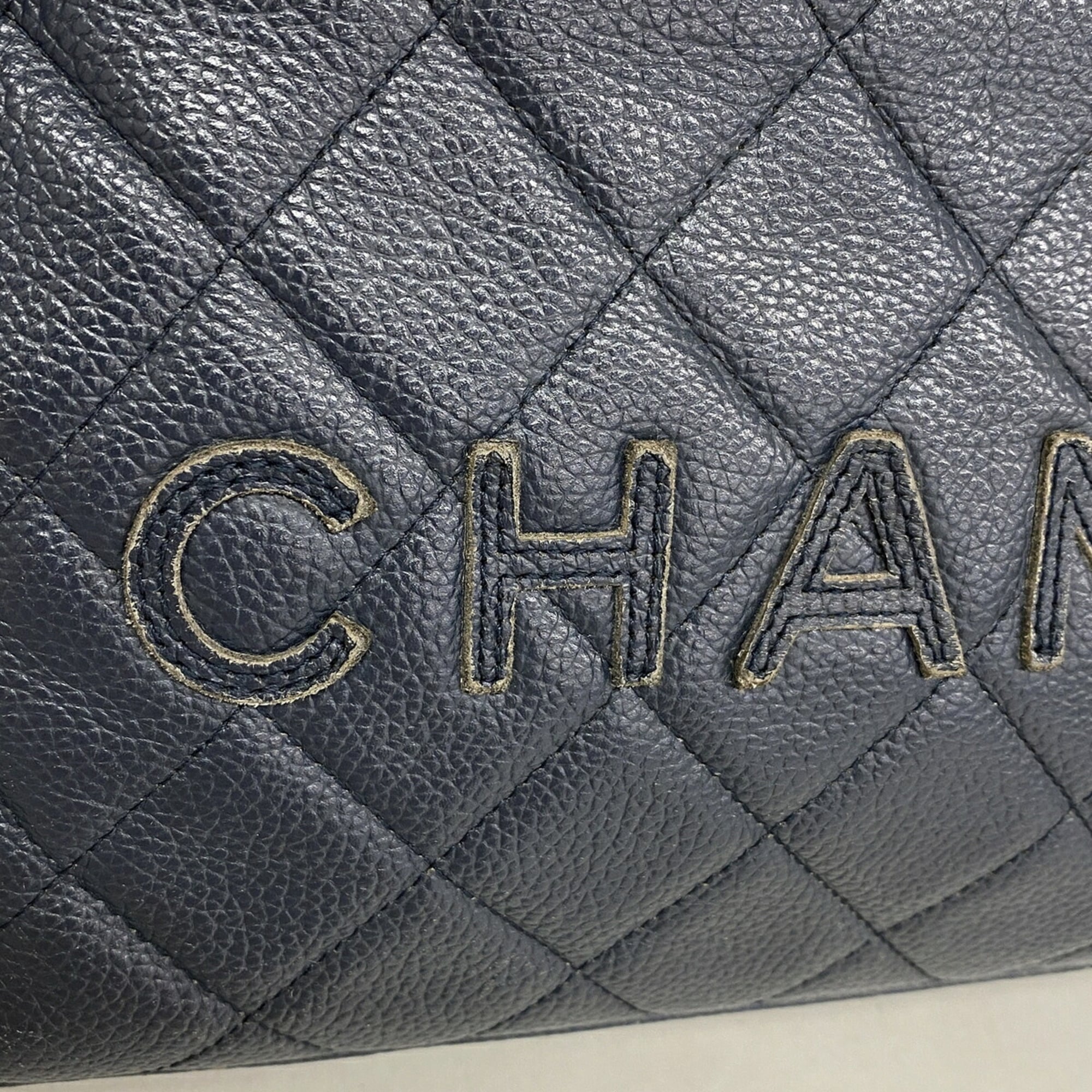 Chanel Navy Patent Leather Leather Handbag (Pre-Owned)