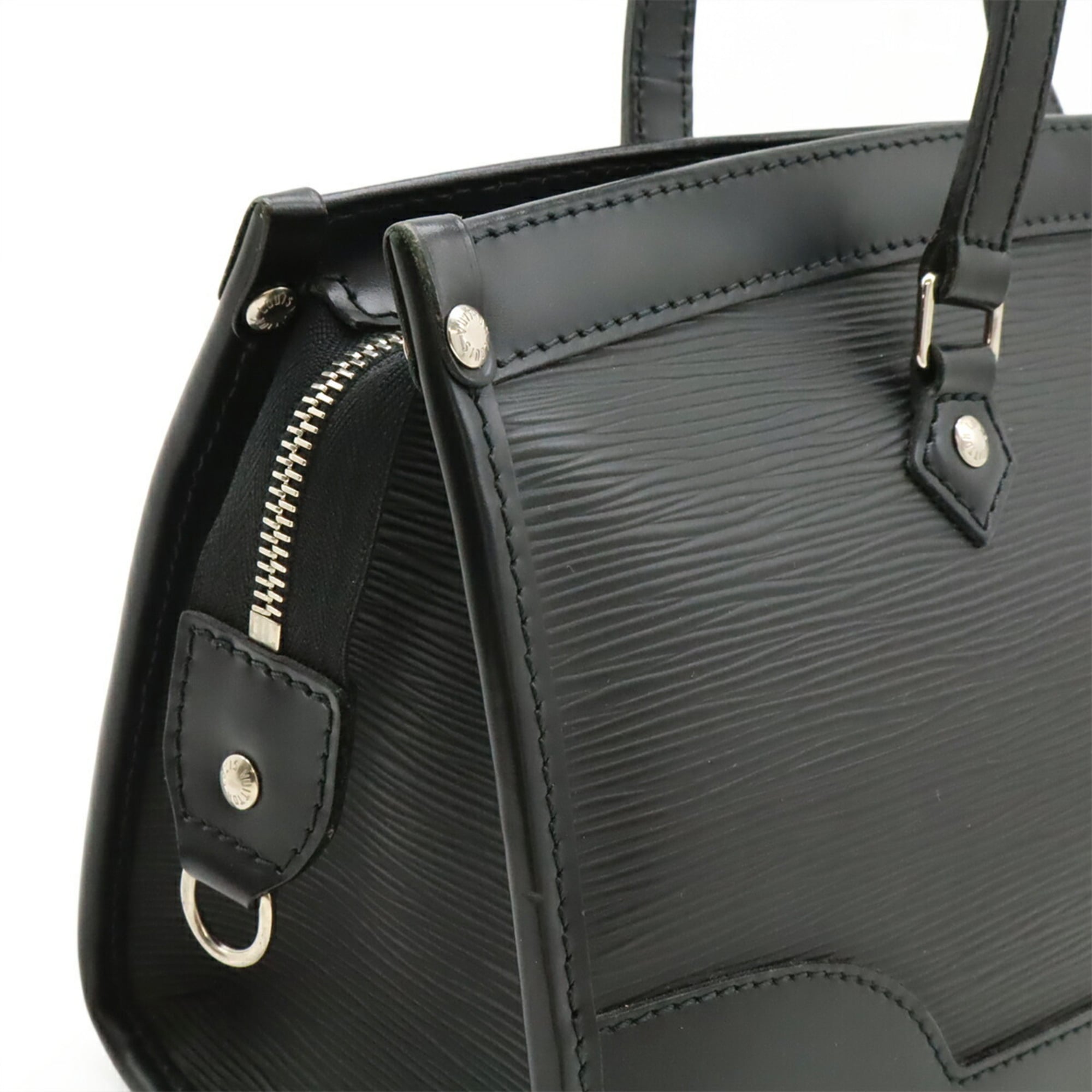 Louis Vuitton Noir Epi Leather Shoulder Bag (Pre-Owned)