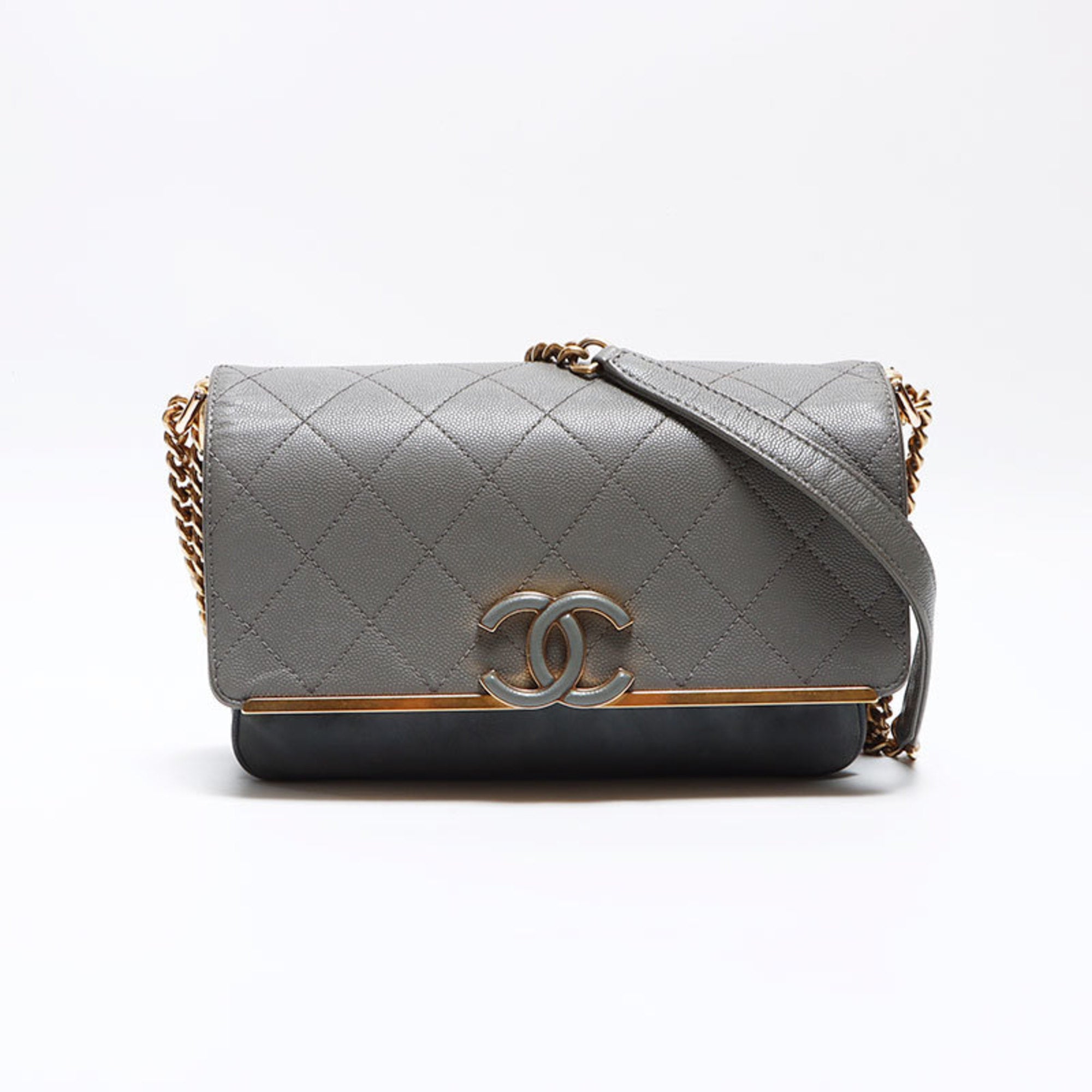 Chanel Gray Grained Calfskin Suede Shoulder Bag (Pre-Owned)