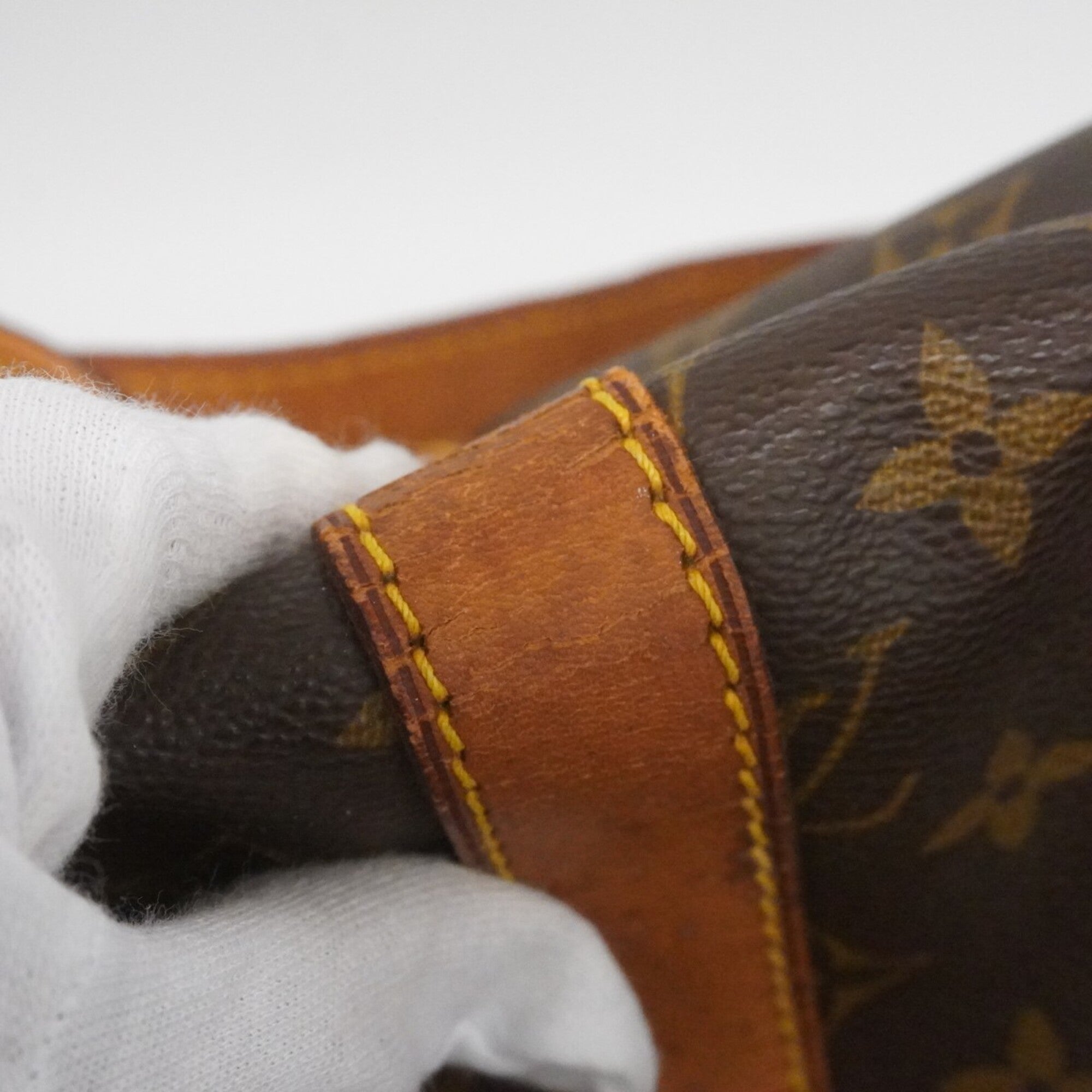 Louis Vuitton Brown Boston Bag (Pre-Owned)