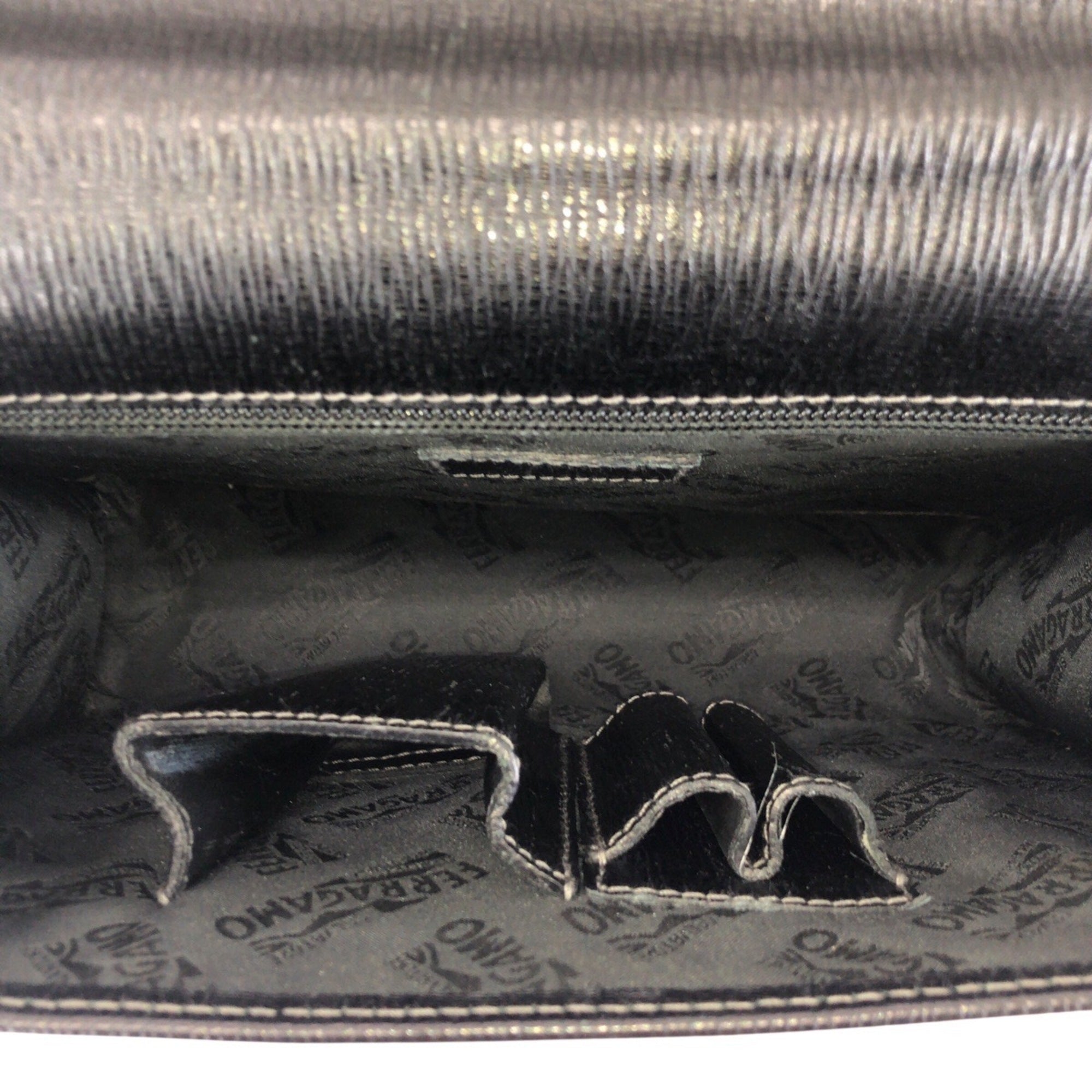 Salvatore Ferragamo Black Leather Clutch Bag (Pre-Owned)