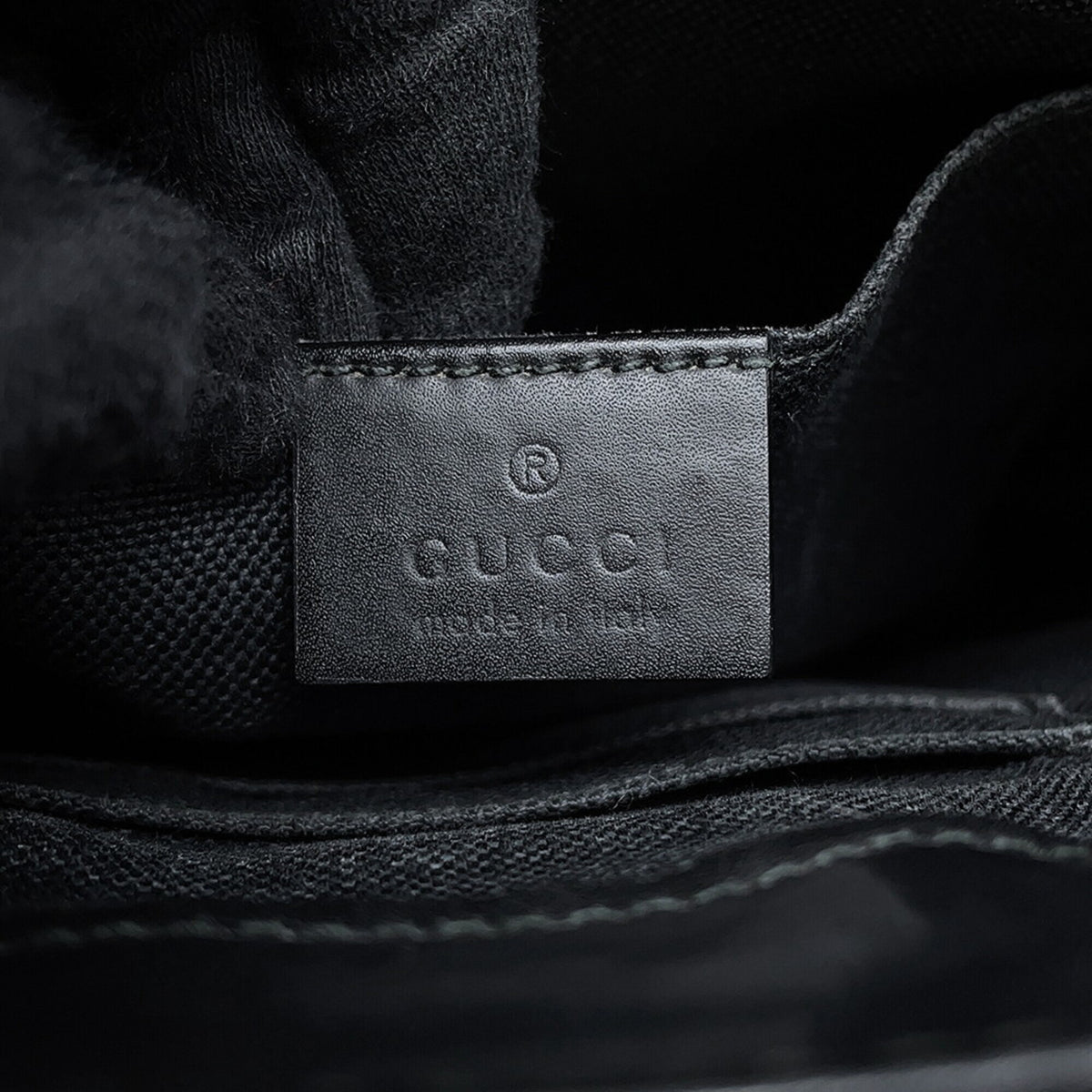Gucci Black Gg Supreme Handbag Messenger Bag Shoulder Bag (Pre-Owned)