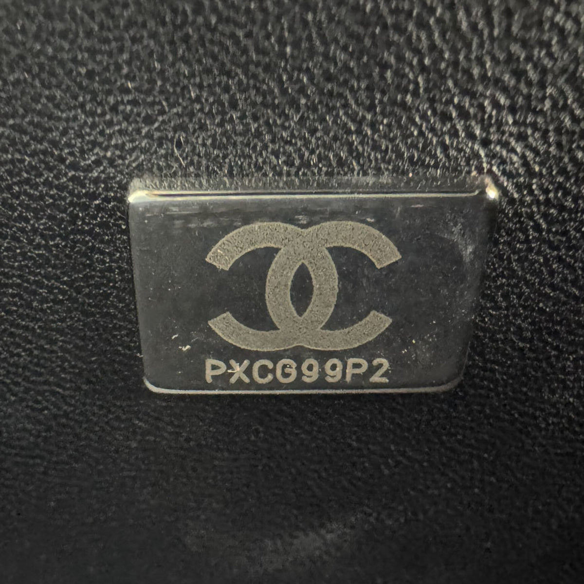 Chanel Black Grained Calfskin Shoulder Bag (Pre-Owned)