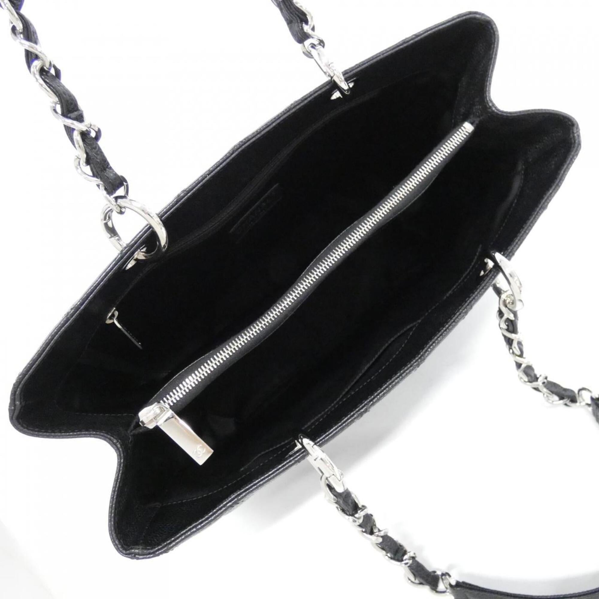 Chanel Black Grained Calfskin Shoulder Bag (Pre-Owned)