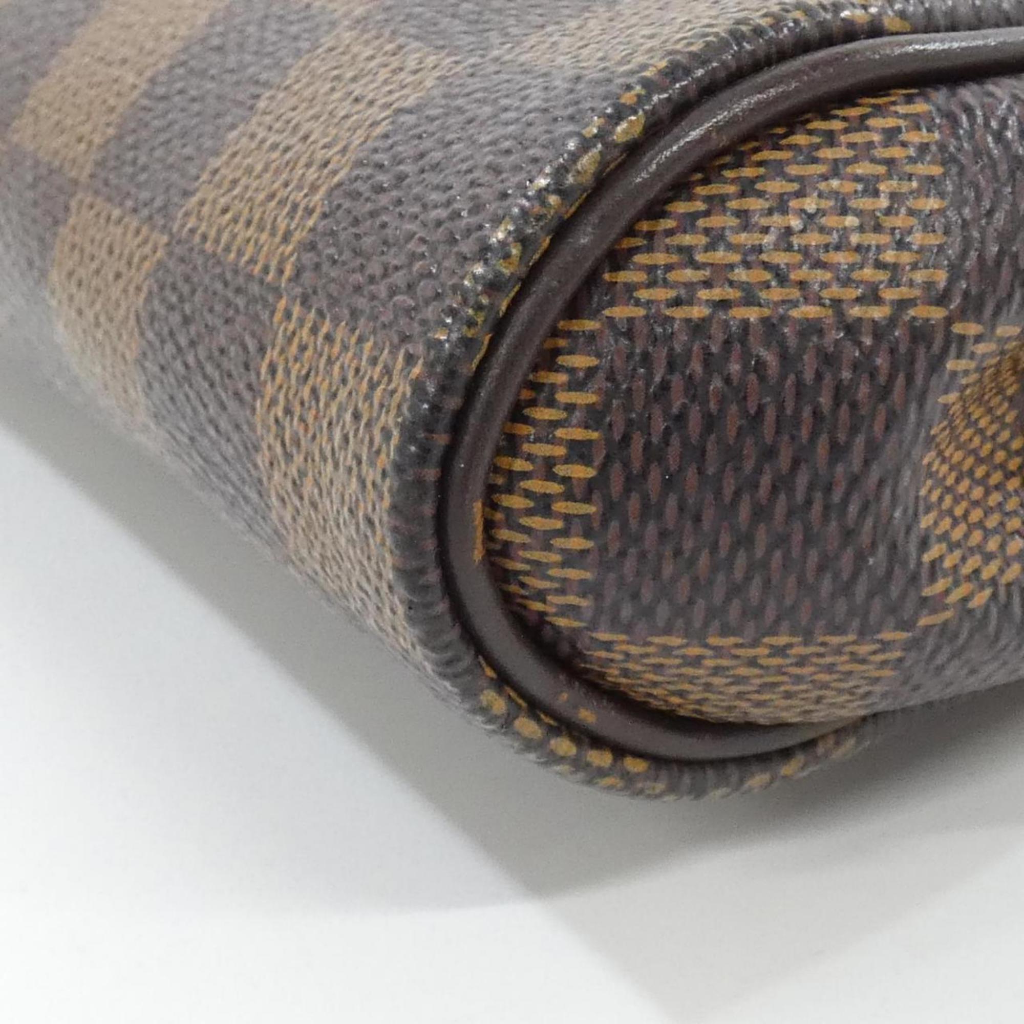 Louis Vuitton Brown Coated Canvas Shoulder Bag (Pre-Owned)