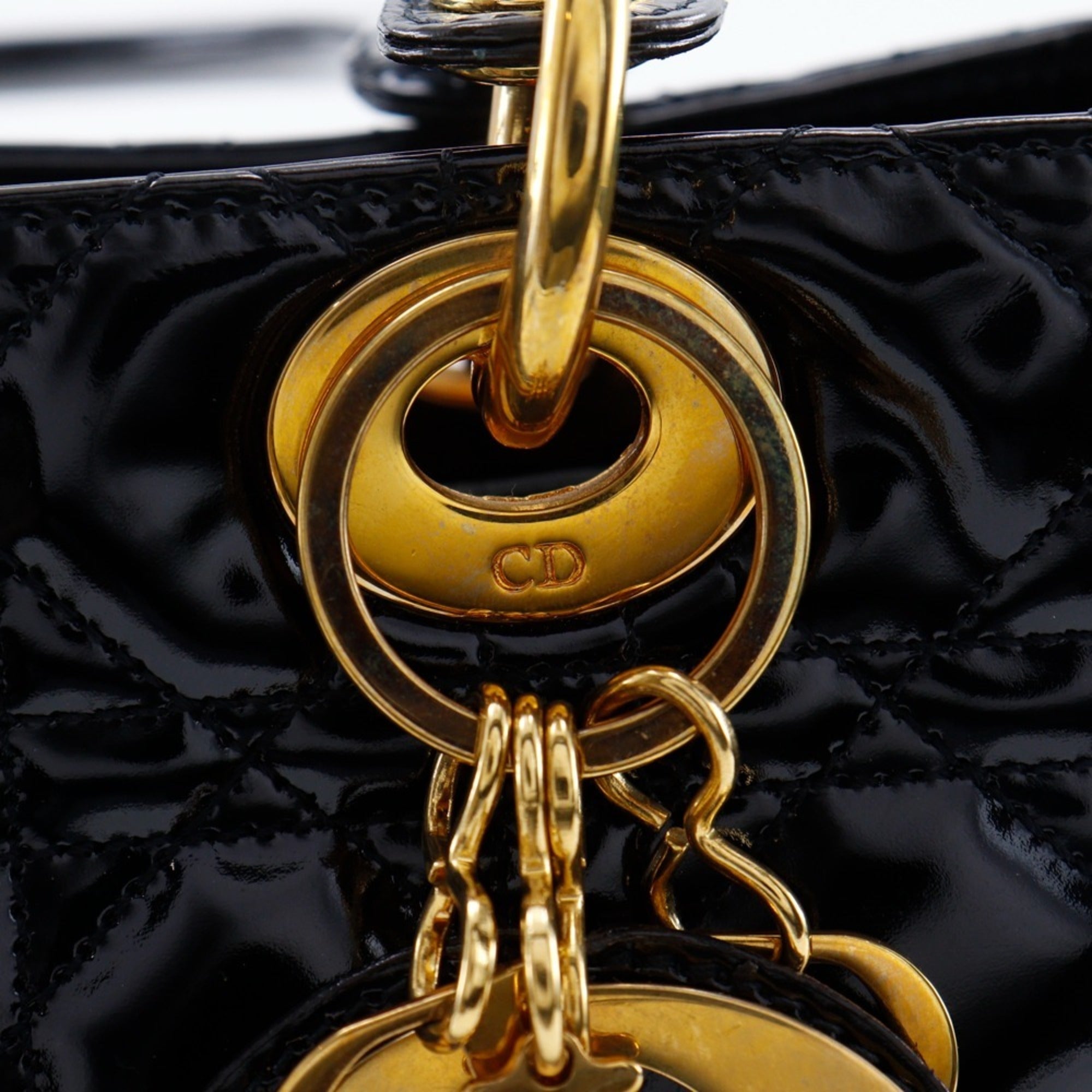 Christian Dior Black Patent Leather Handbag (Pre-Owned)