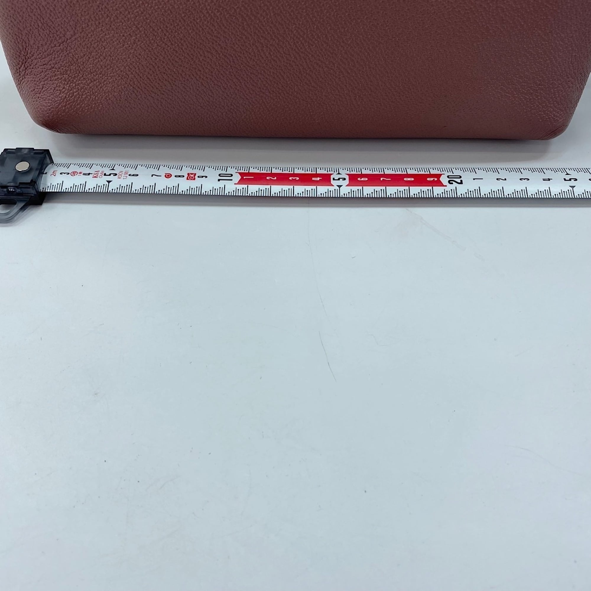 Burberry Pink Leather Shoulder Bag (Pre-Owned)