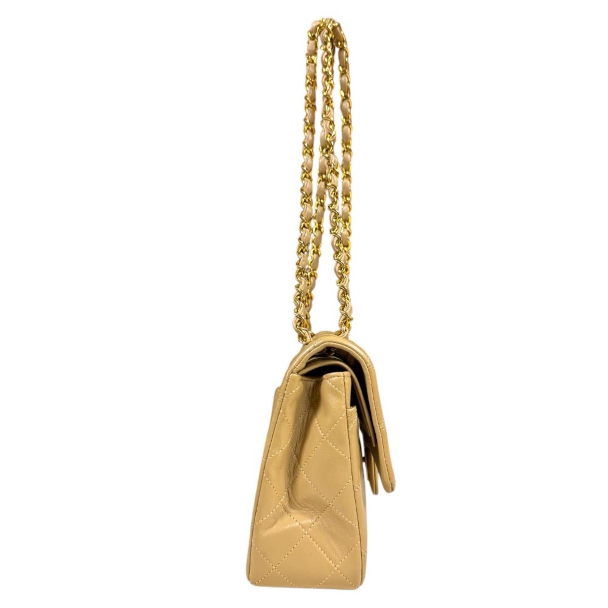 Chanel Beige Leather Shoulder Bag (Pre-Owned)