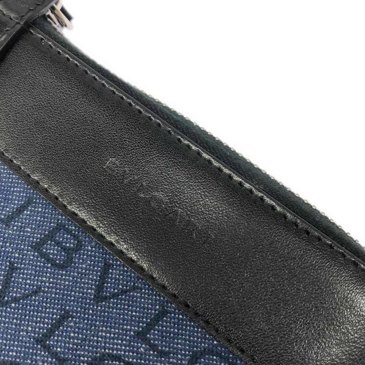 Bvlgari Blue Canvas Leather Shoulder Bag (Pre-Owned)