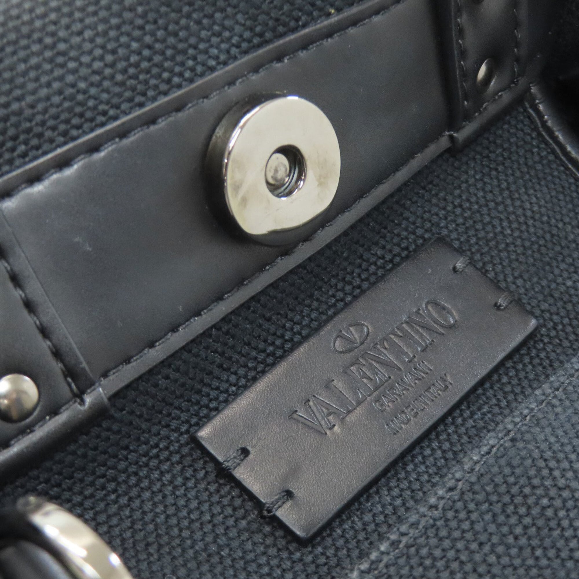 Valentino Black Canvas Handbag (Pre-Owned)