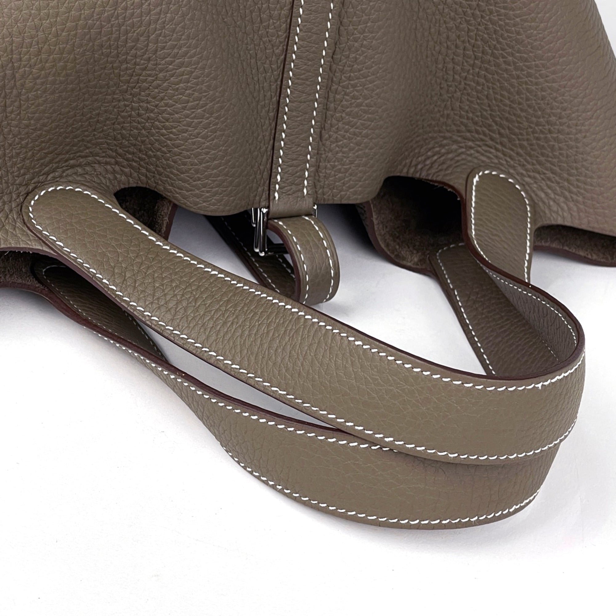 Hermes Etoupe Gray Togo Leather Handbag (Pre-Owned)