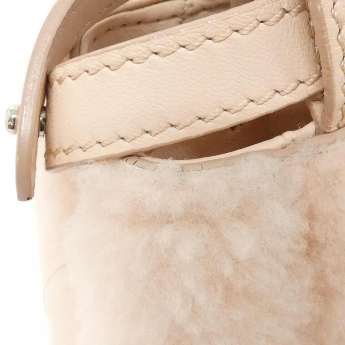 Fendi Light Pink Leather Fur Handbag (Pre-Owned)