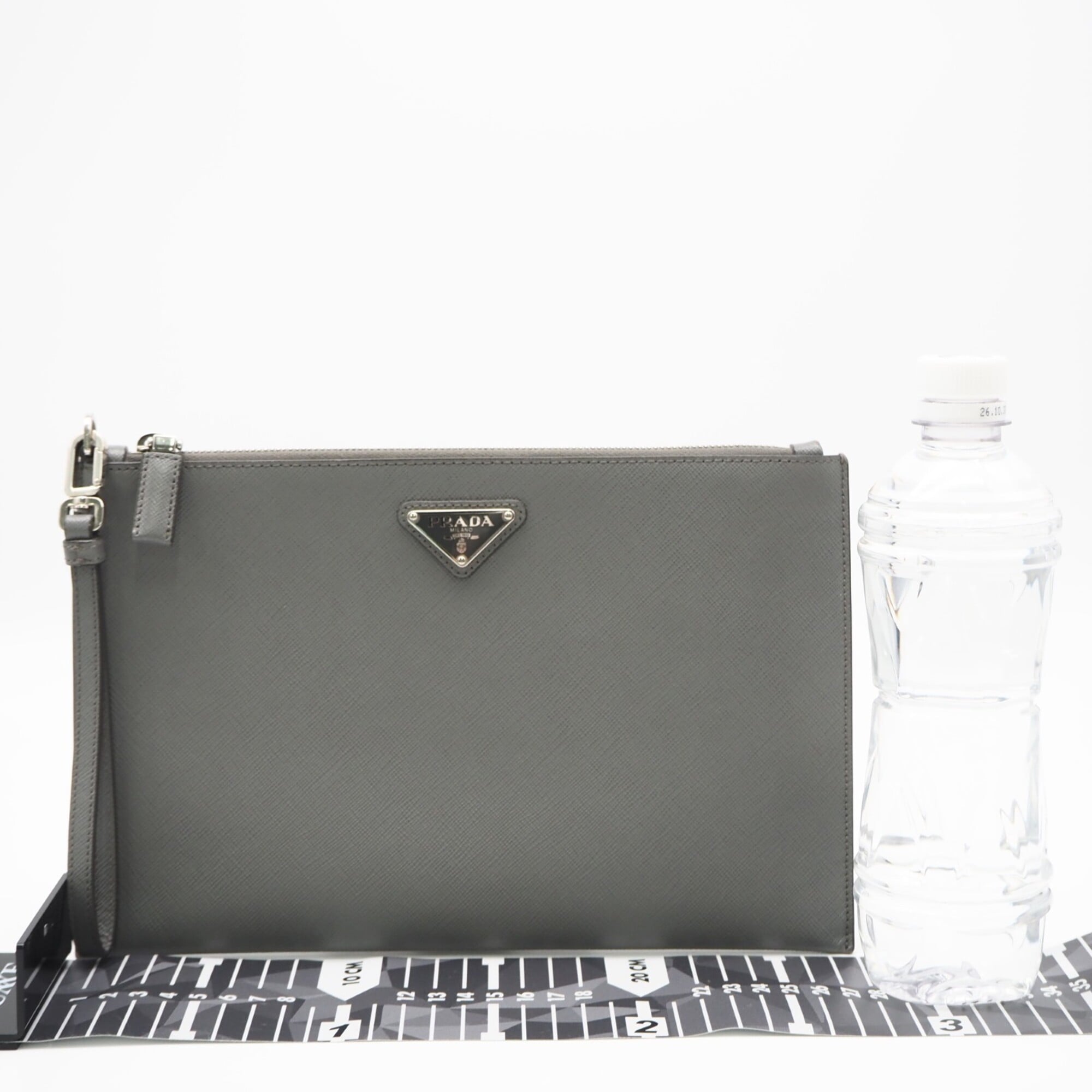 Prada Saffiano Gray Saffiano Clutch Bag Pouch (Pre-Owned)