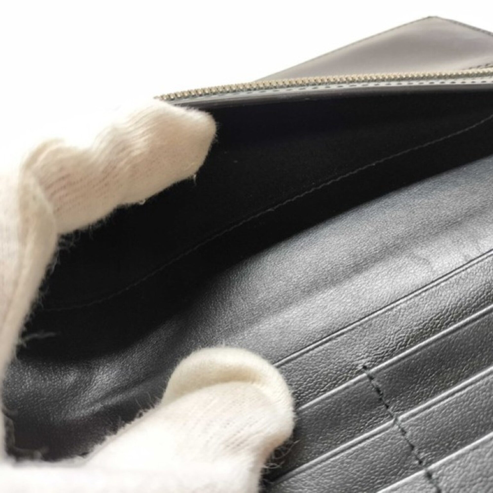 Balenciaga Black Leather Long Wallet (Bi-Fold) (Pre-Owned)