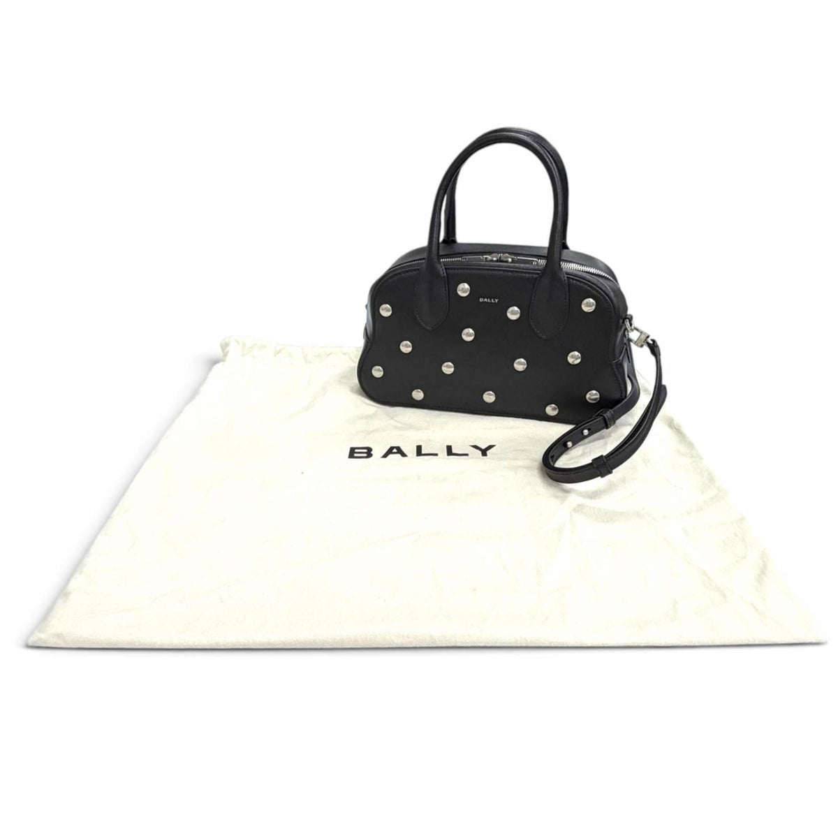 Bally Black Leather Handbag Shoulder Bag (Pre-Owned)