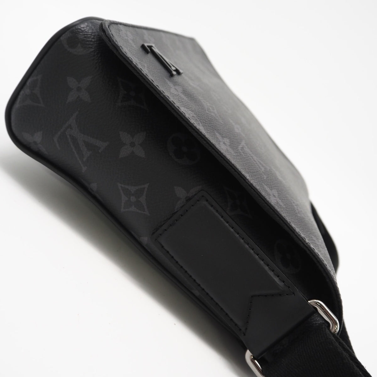 Louis Vuitton Monogram Eclipse Black Gray Coated Canvas Shoulder Bag (Pre-Owned)