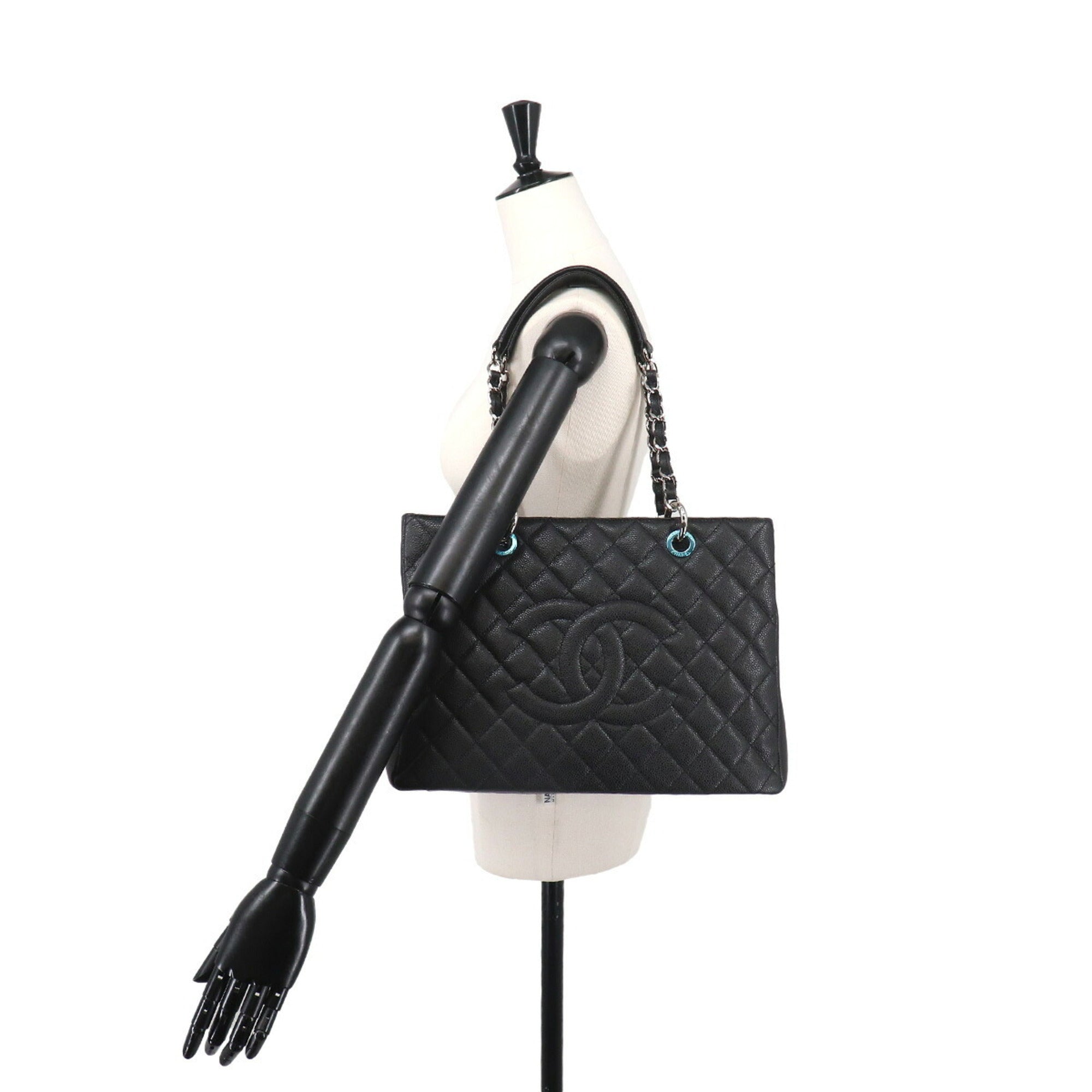 Chanel Matelasse Black Grained Calfskin Handbag Tote Bag (Pre-Owned)