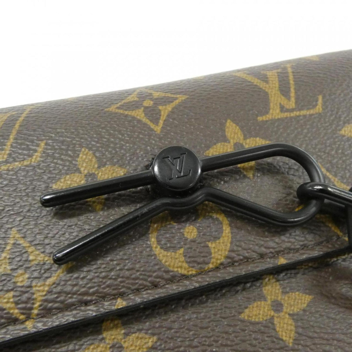 Louis Vuitton Marron Saffron Coated Canvas Shoulder Bag (Pre-Owned)