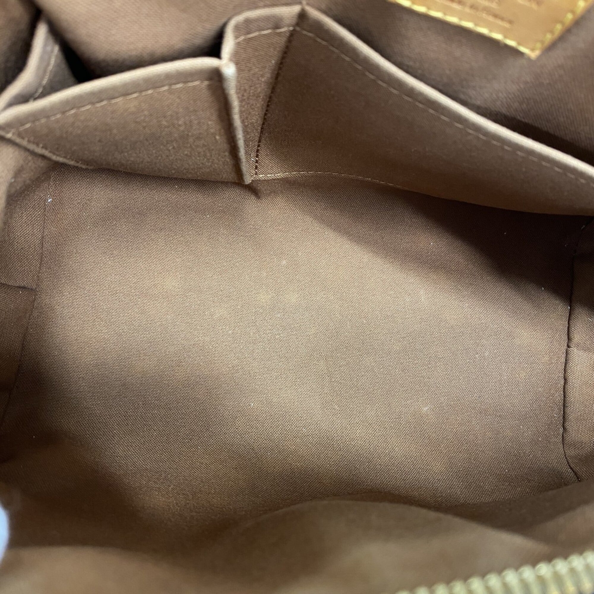 Louis Vuitton Brown Handbag (Pre-Owned)