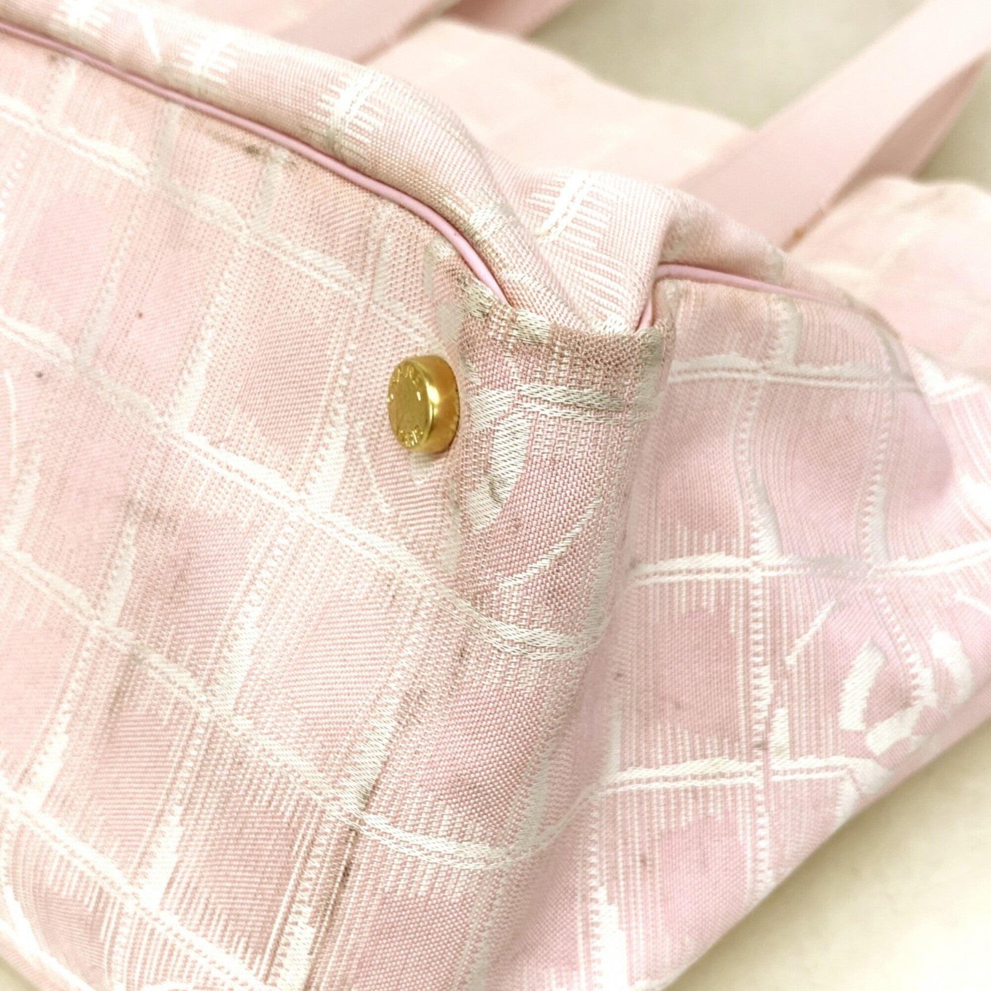 Chanel Pink Nylon Tote Bag (Pre-Owned)