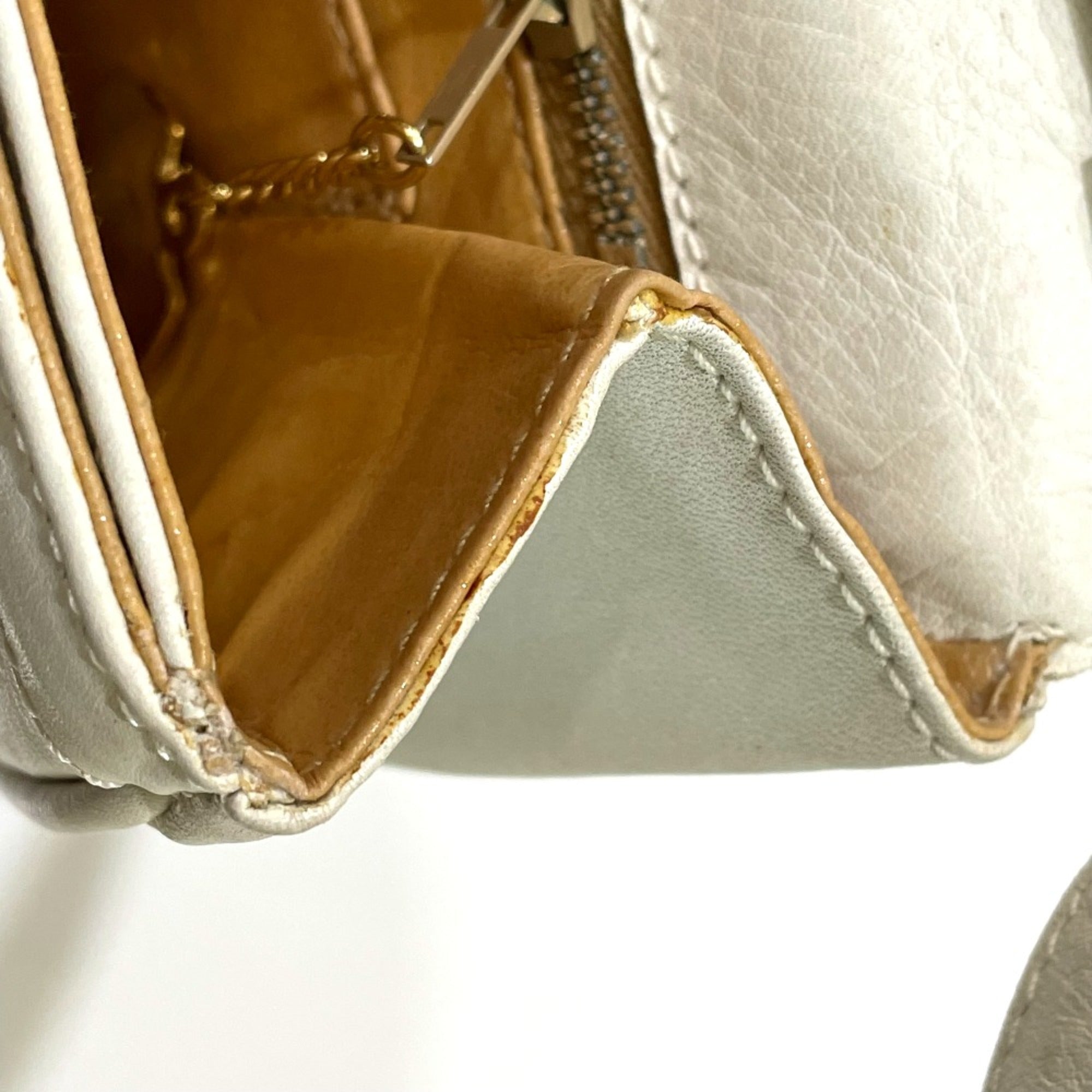 Celine White Leather Shoulder Bag (Pre-Owned)