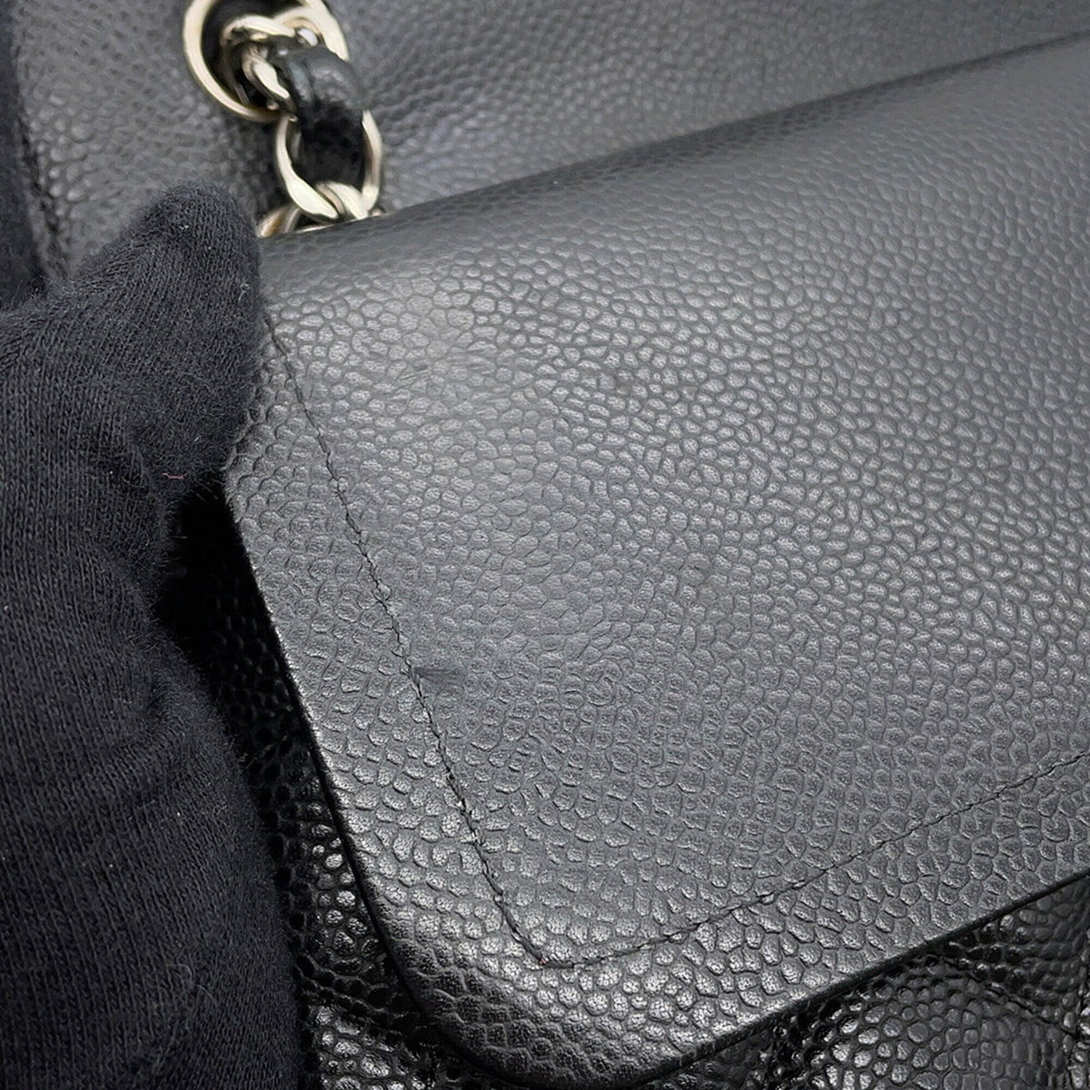 Chanel Matelasse Black Grained Calfskin Handbag Shoulder Bag (Pre-Owned)