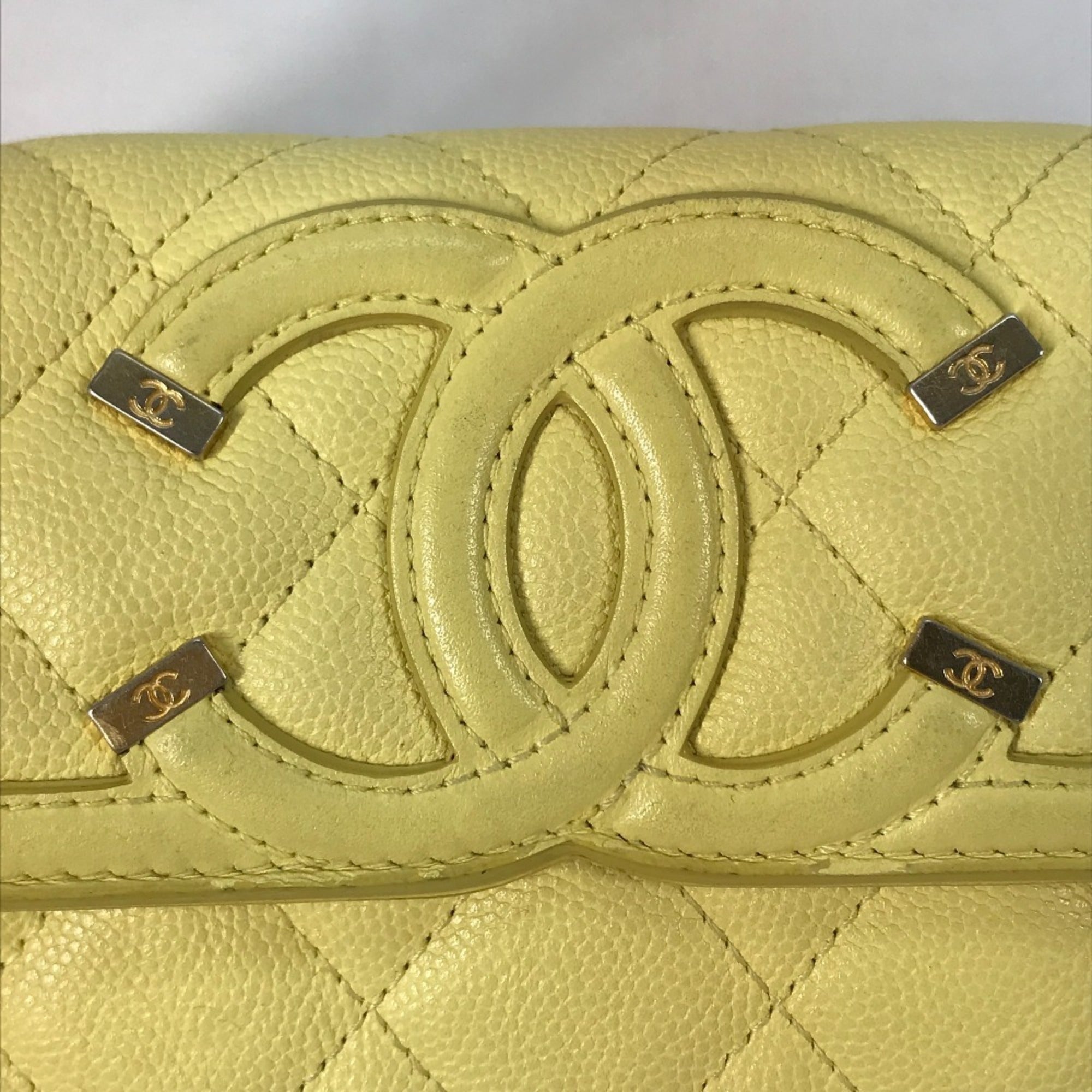 Chanel Yellow Grained Calfskin Long Wallet (Bi-Fold) (Pre-Owned)