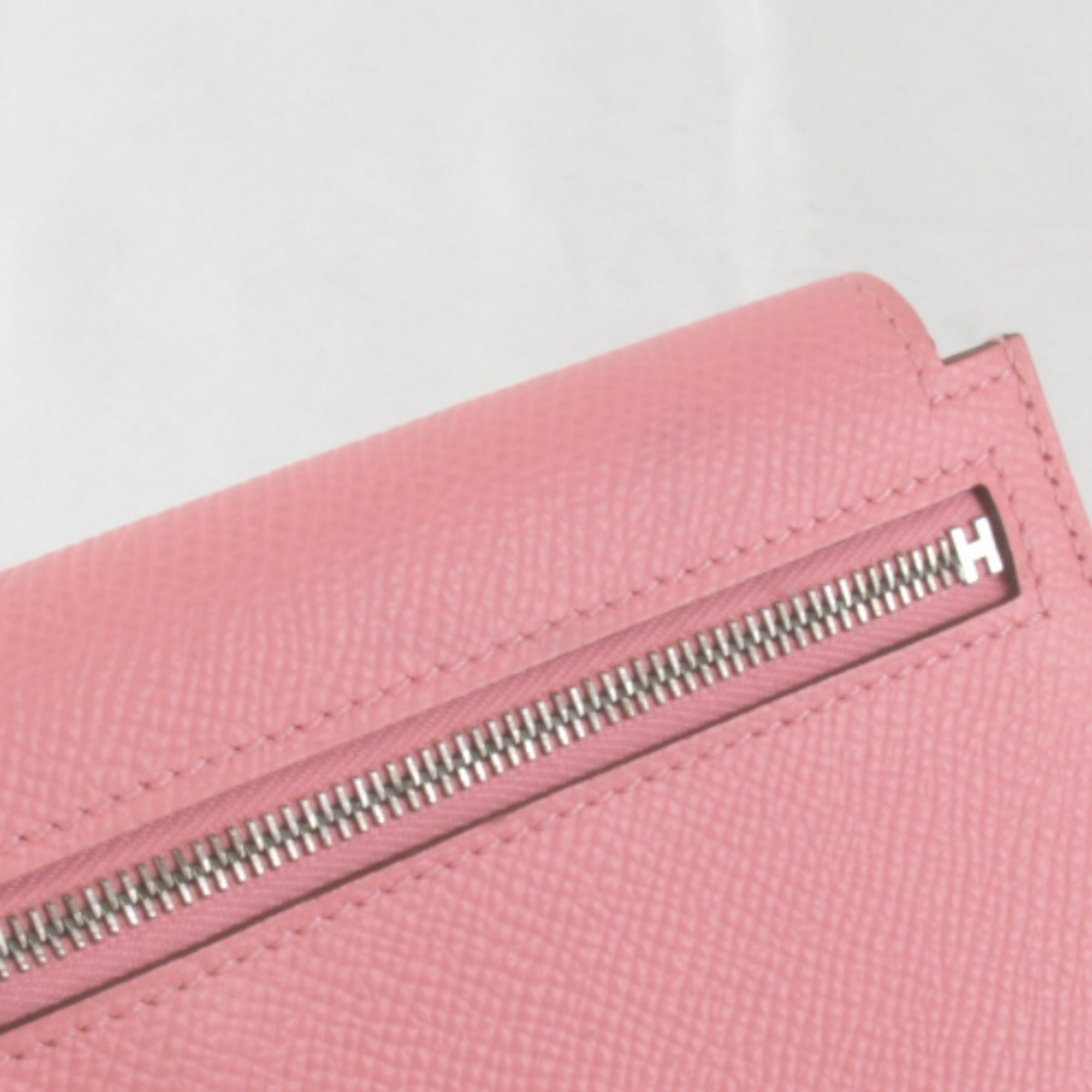 Hermes Kelly Pink Leather Coin Purse/Coin Case (Pre-Owned)